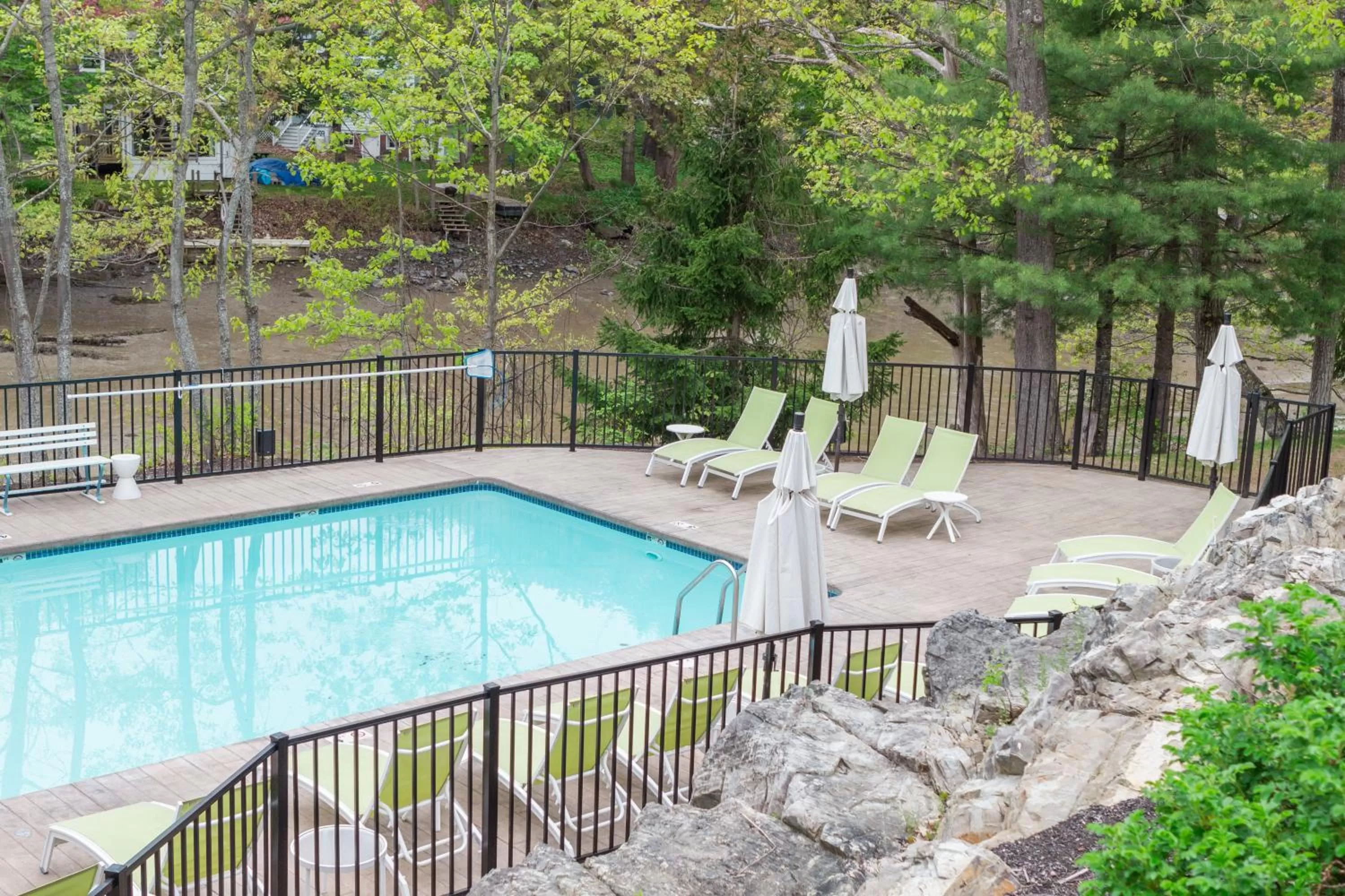 Patio in The Lodge on the Cove