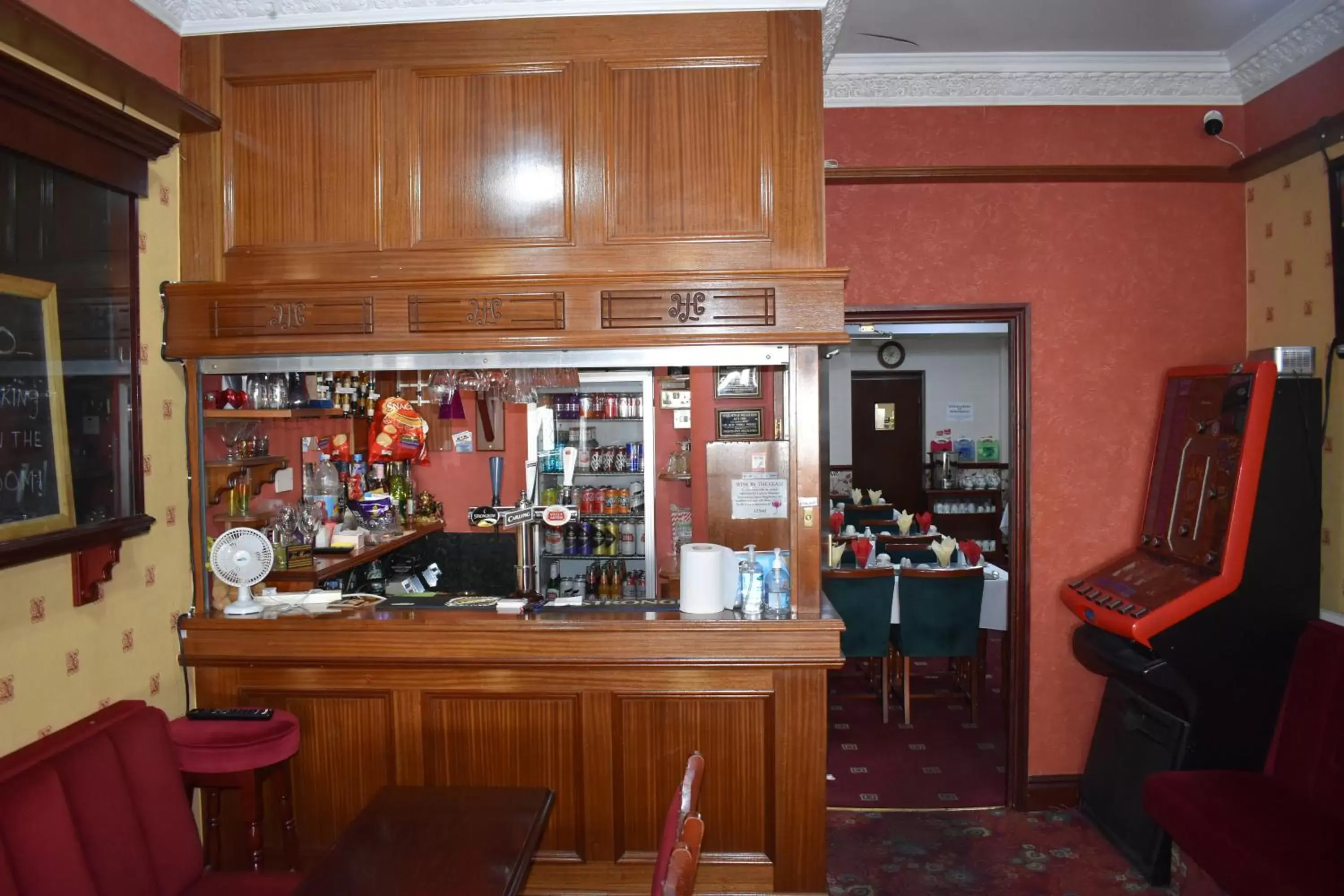 Lounge or bar in Lyndhurst Hotel