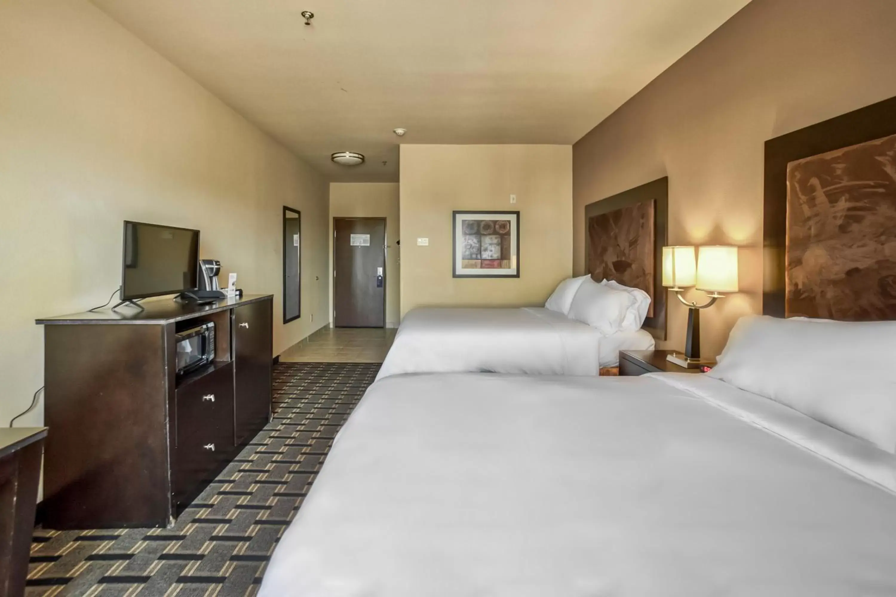 Bed in Holiday Inn Express and Suites Beeville, an IHG Hotel