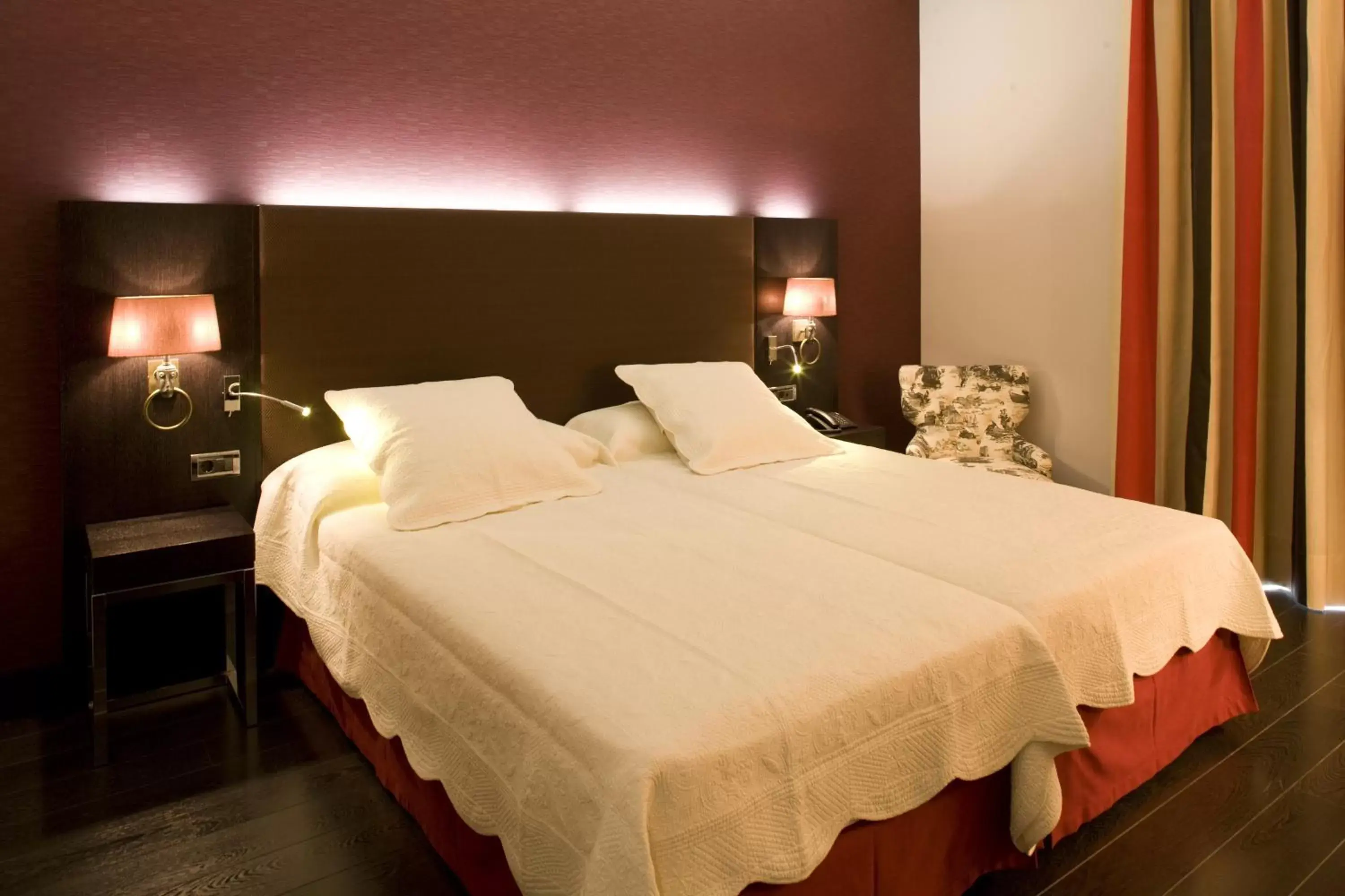 Bedroom, Bed in Hotel Boutique Gareus