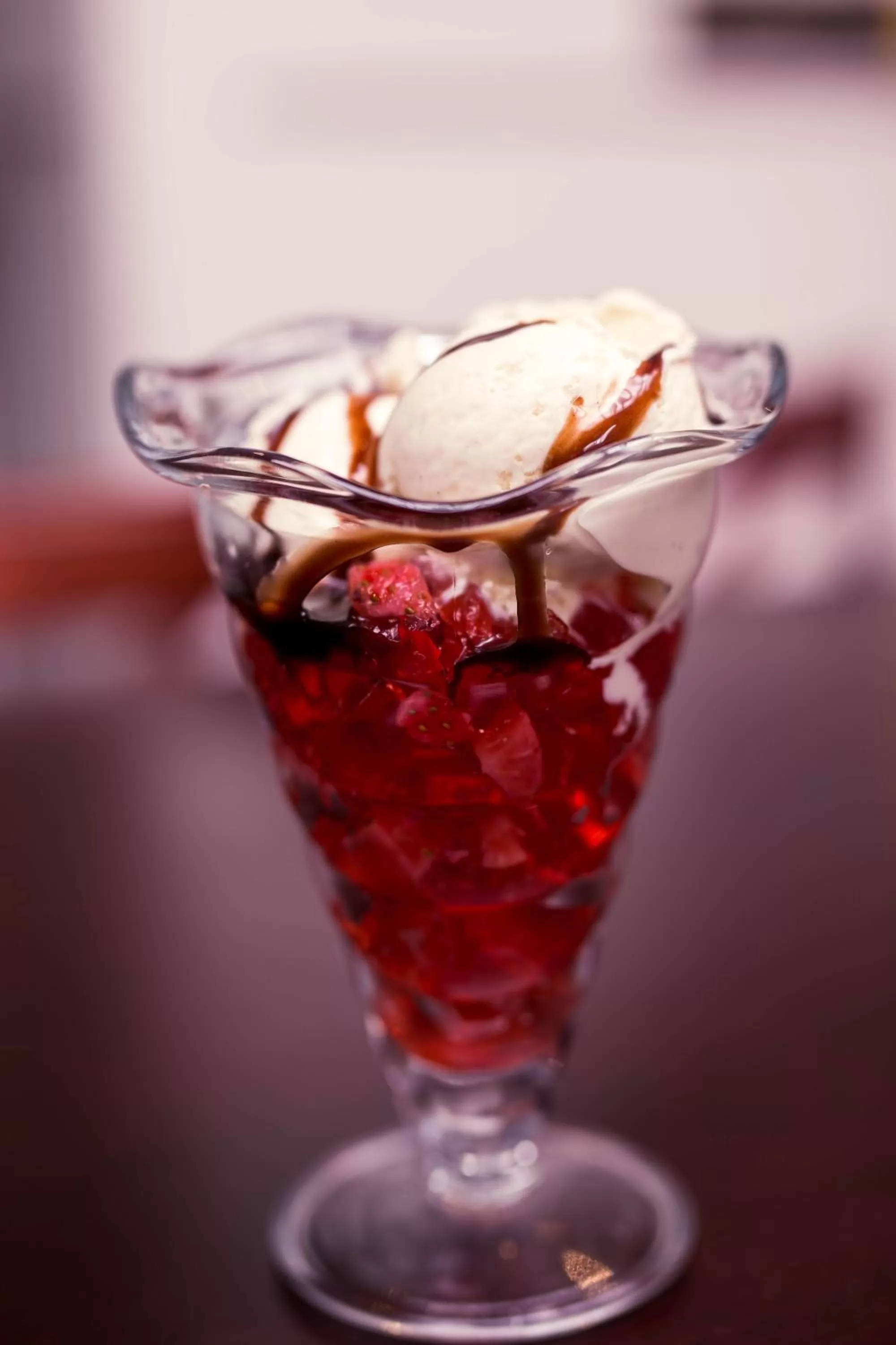 Food and drinks in The Strand Hotel, the former residence of Oscar Wilde