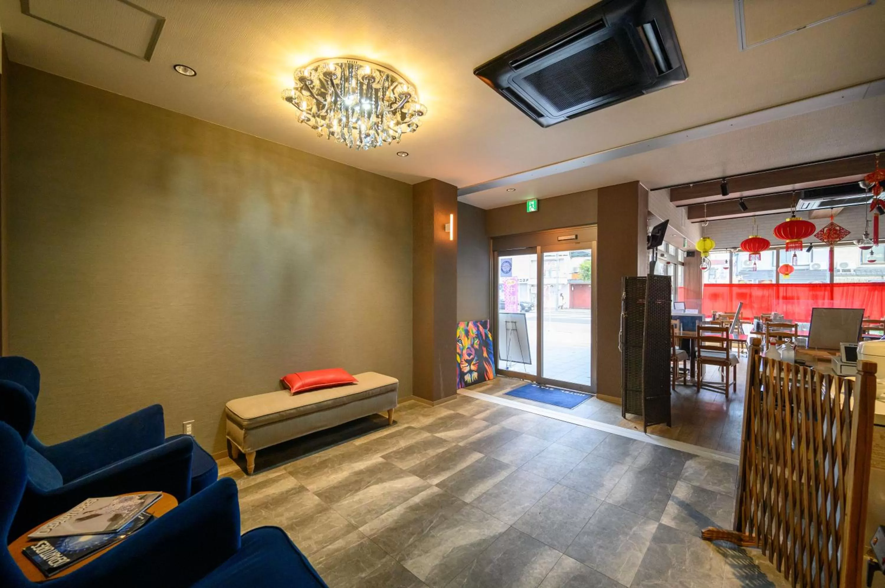 Lobby or reception in HOTEL STATE TENNOJI