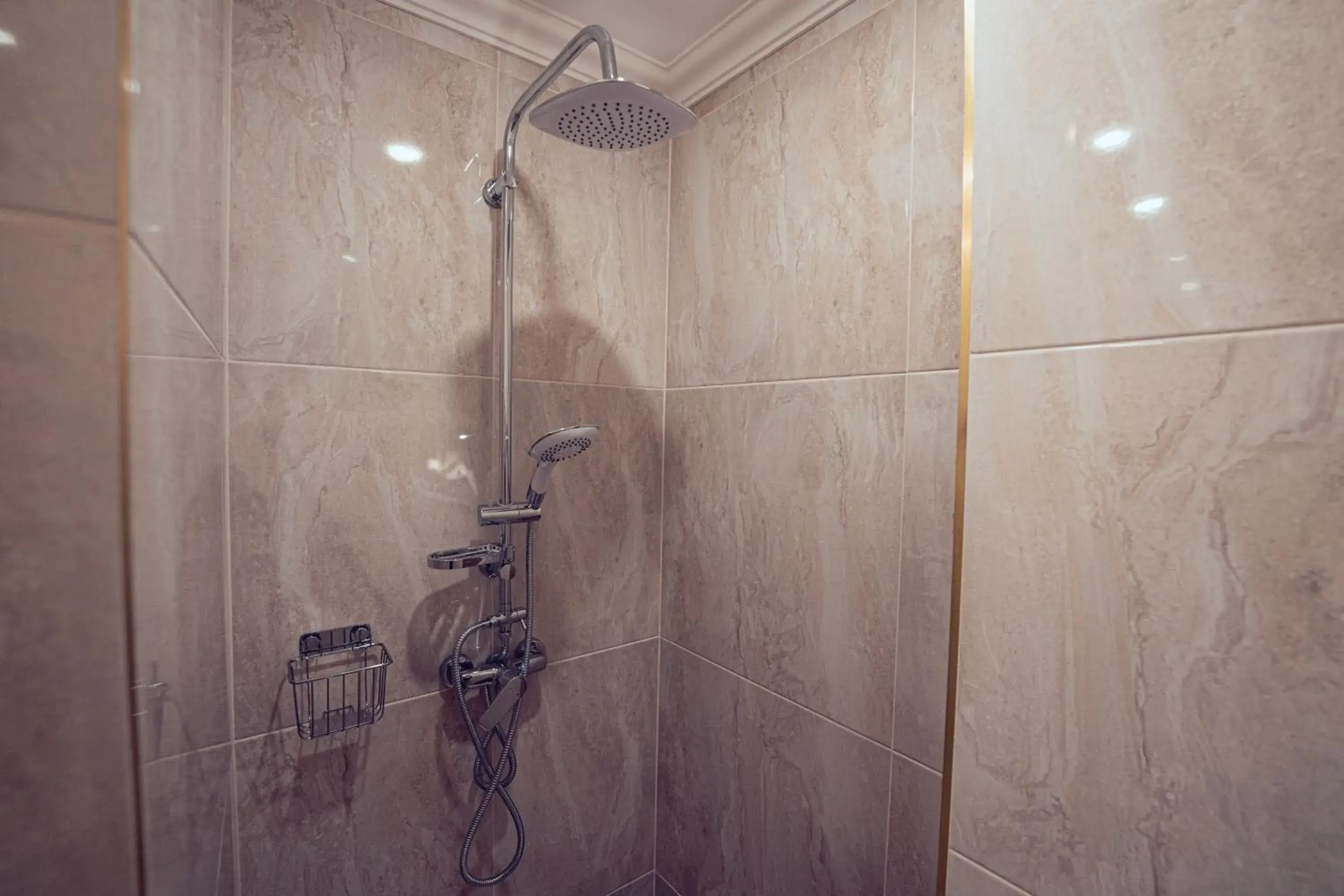 Shower, Bathroom in Hotel Svatojánský Dvůr