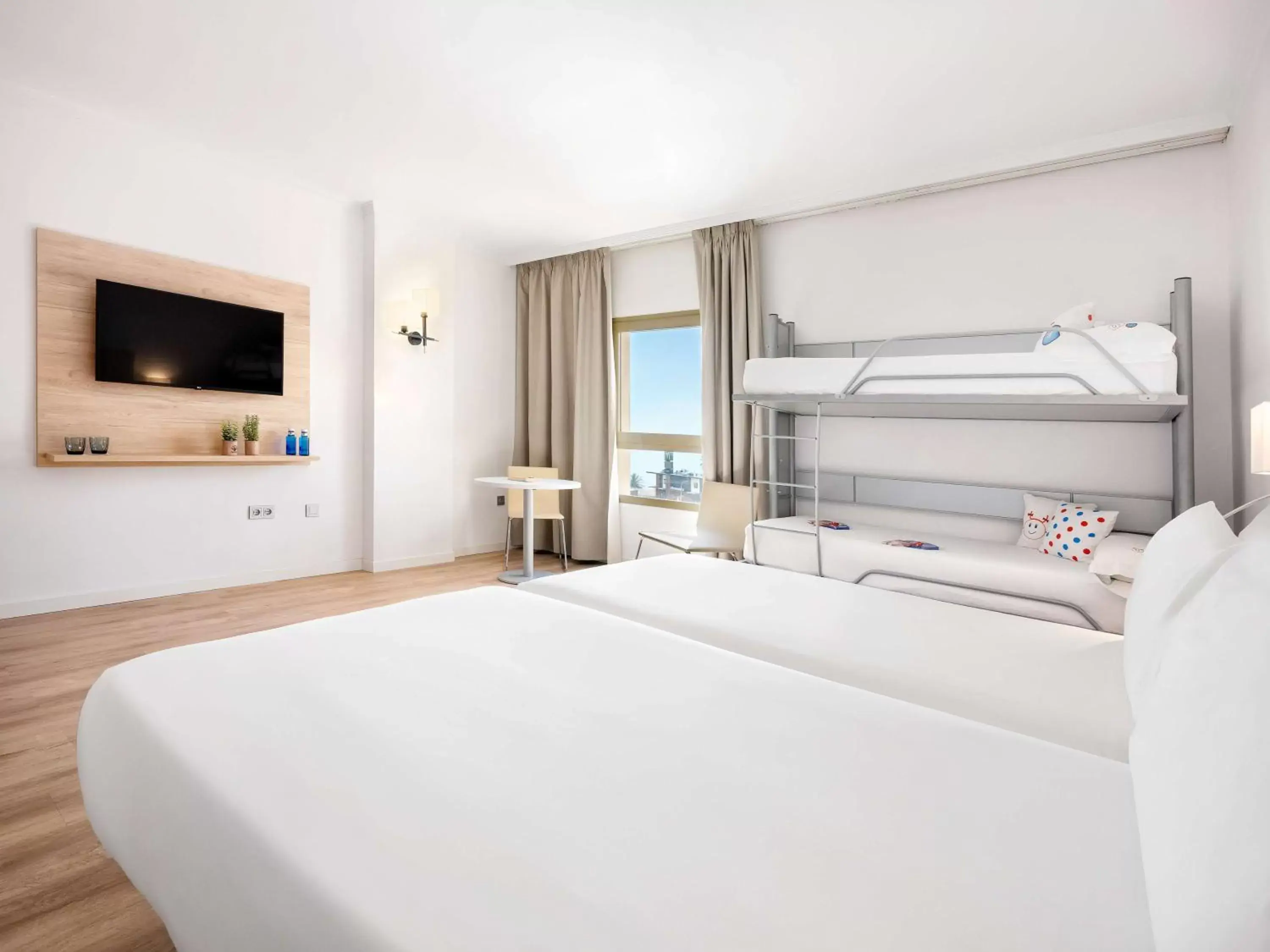 Bedroom in Hotel Melilla Puerto, Affiliated by Meliá