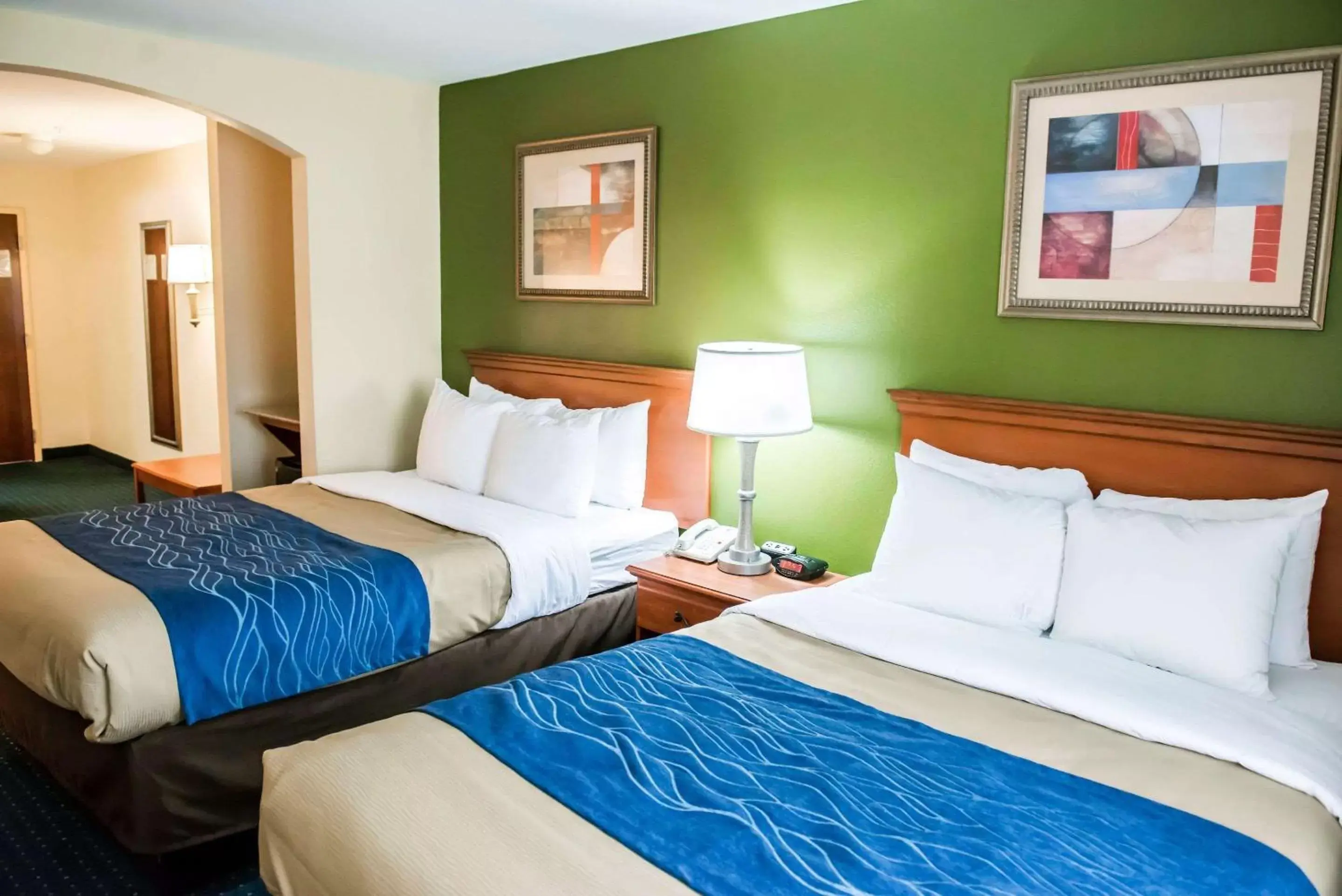 Bedroom, Bed in Comfort Inn & Suites Chipley I-10