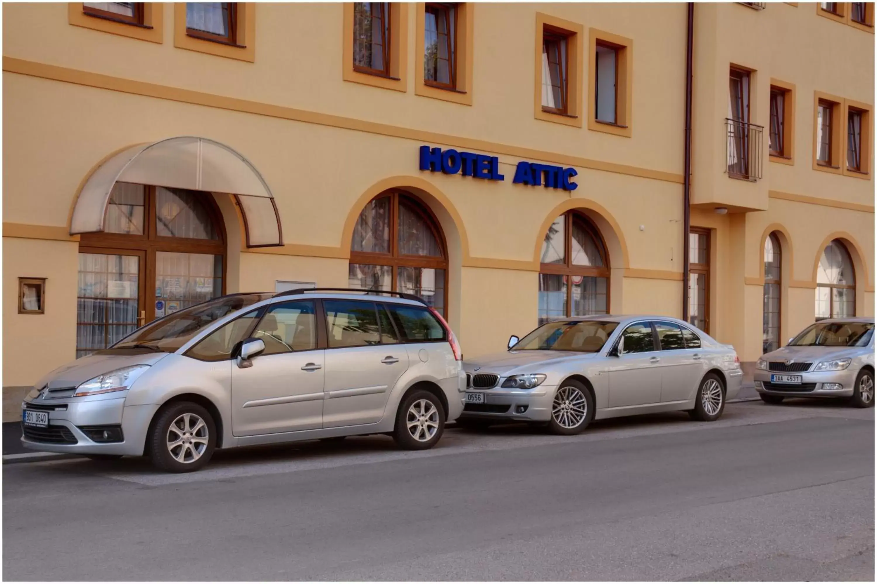 Facade/entrance, Property Building in Attic Hotel