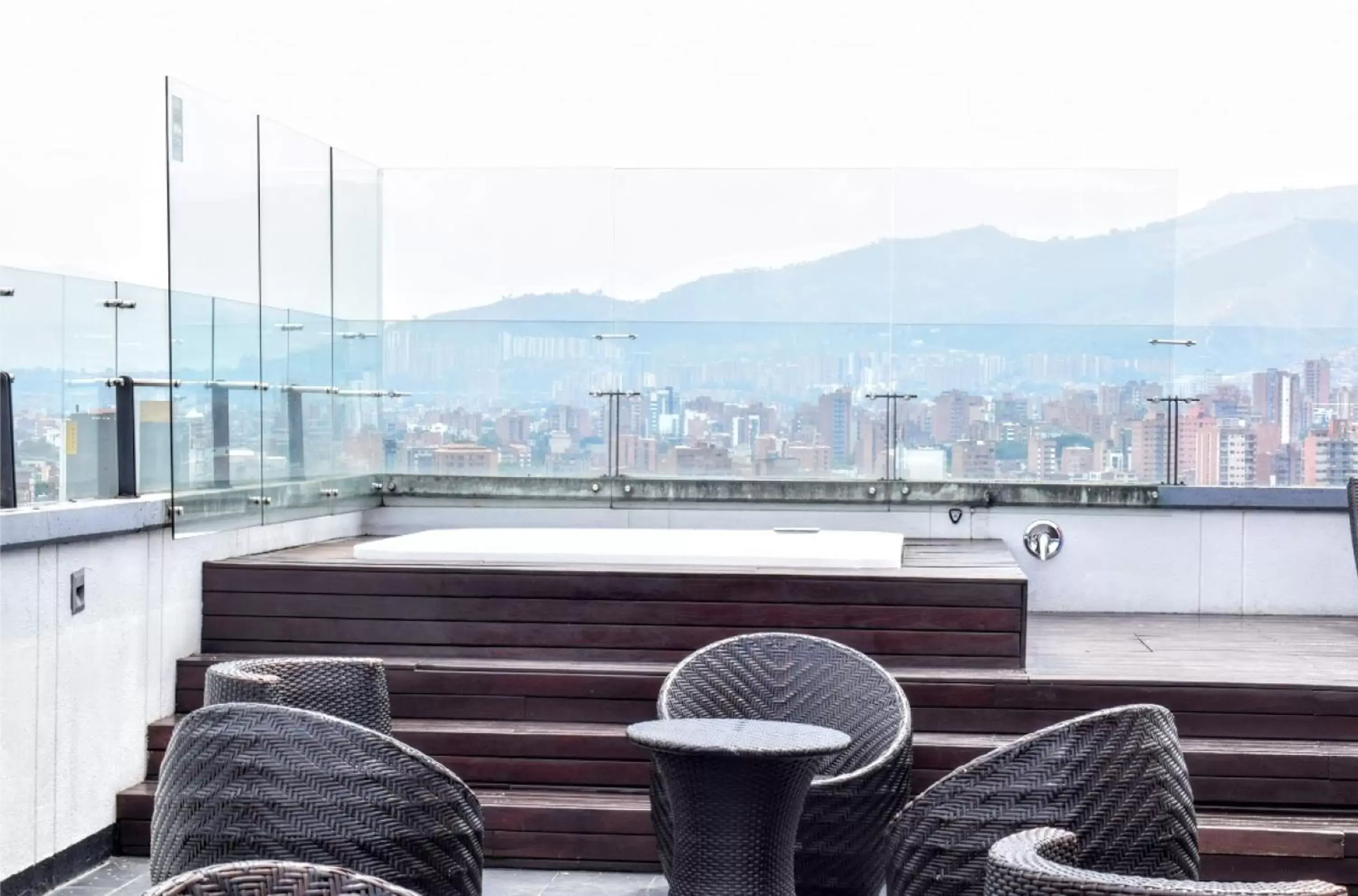 Spa and wellness centre/facilities, Balcony/Terrace in Tequendama Hotel Medellín - Estadio