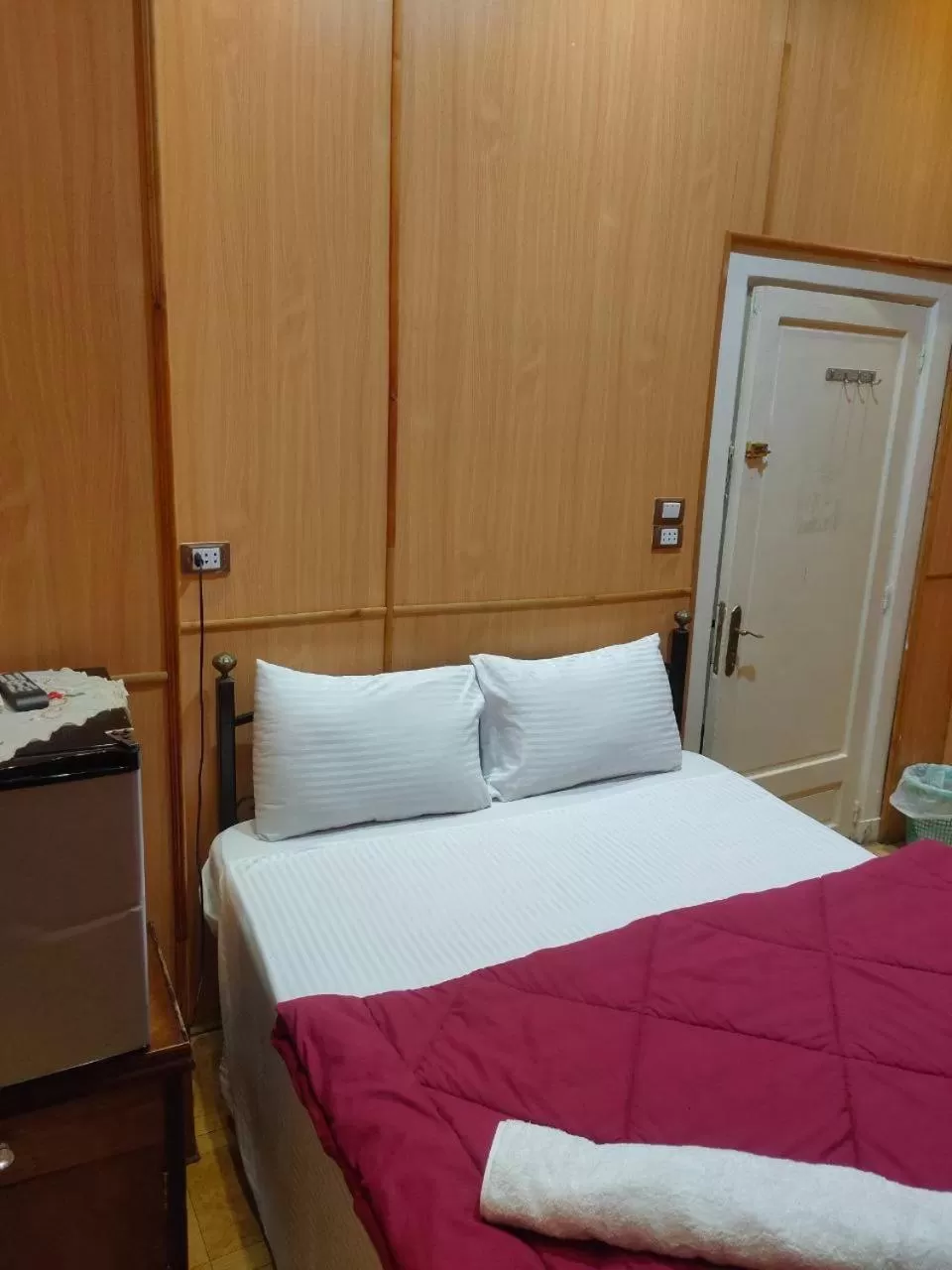 Photo of the whole room, Bed in Miami Hotel