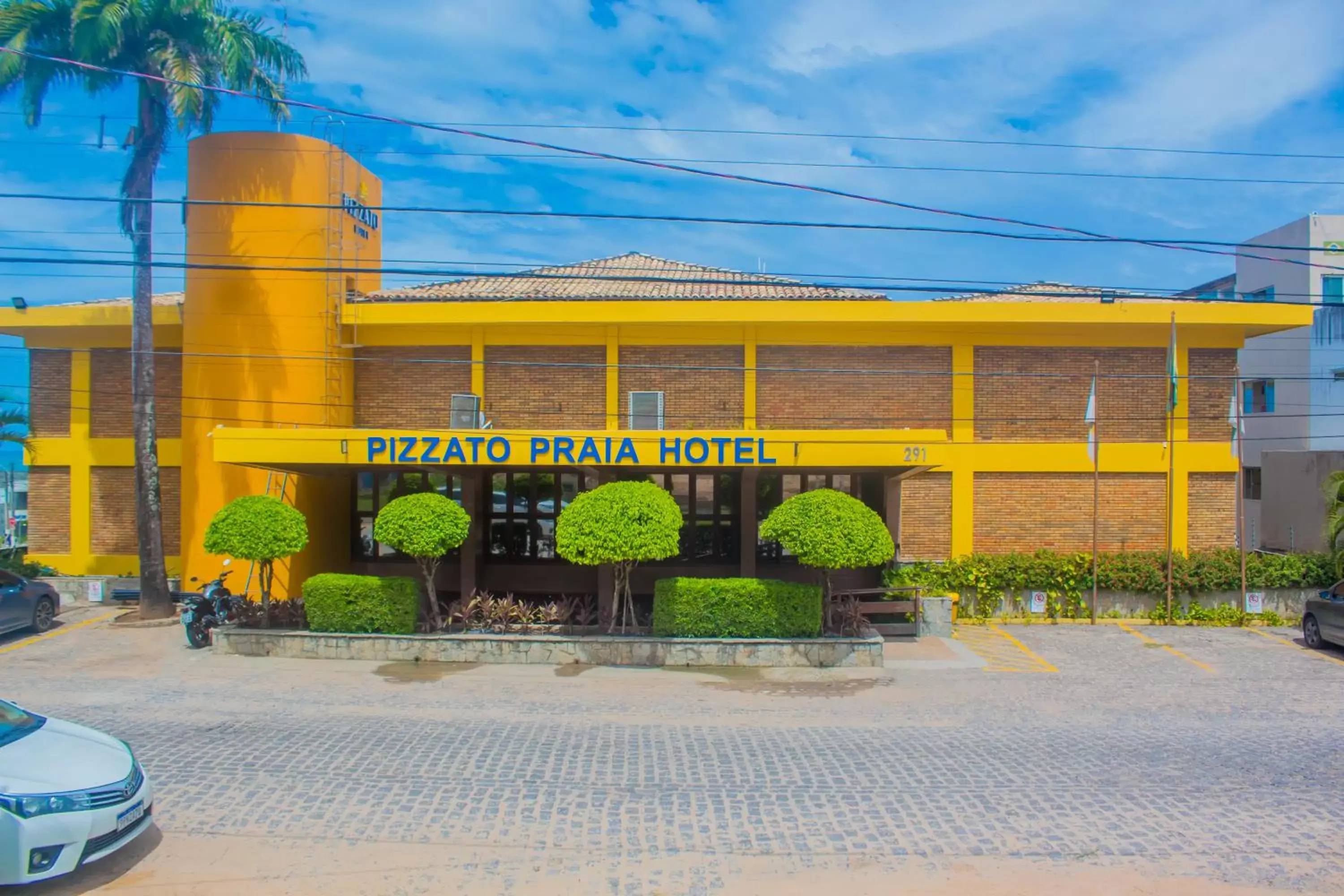 Property Building in Pizzato Praia Hotel