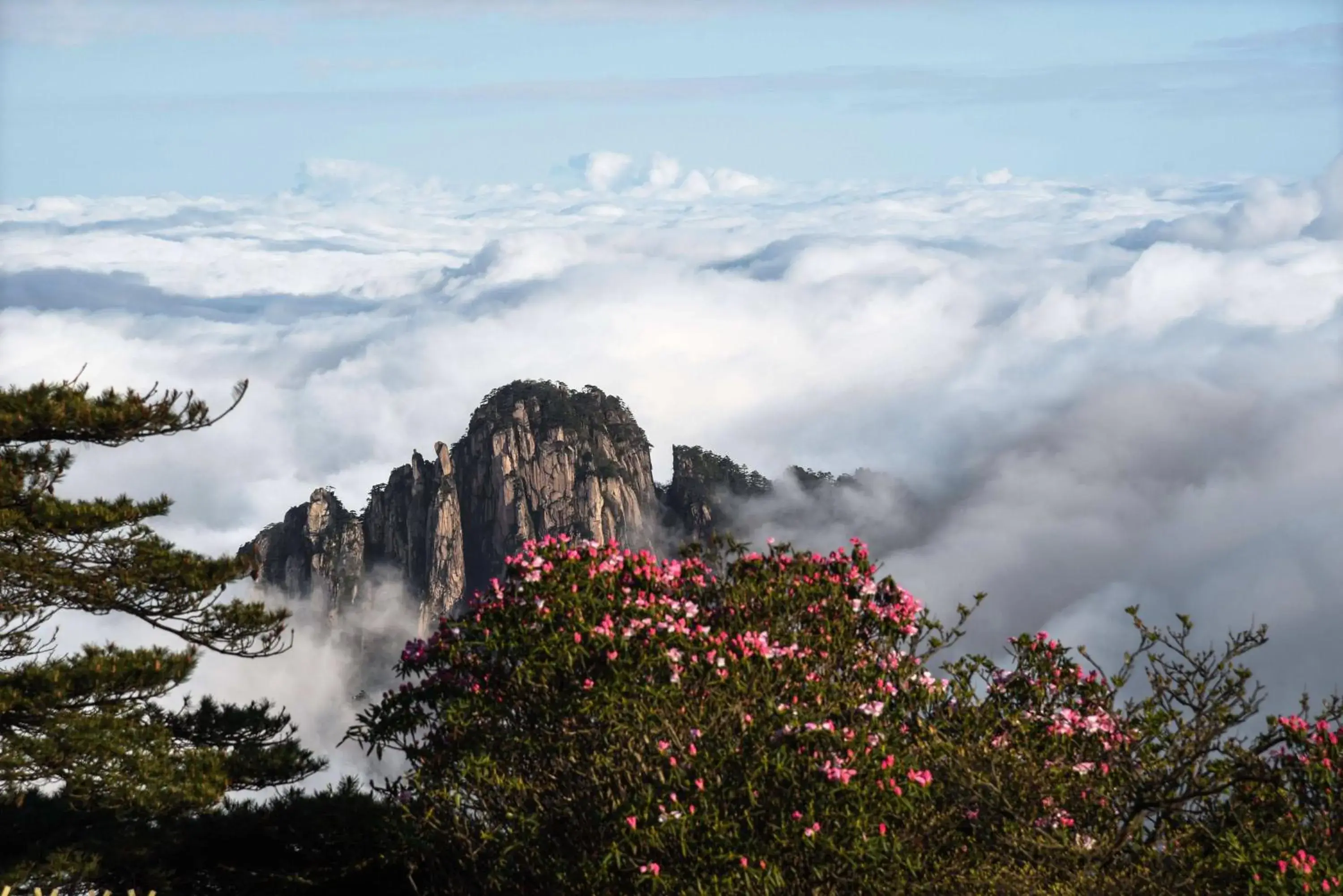 Nearby landmark in Crowne Plaza Huangshan Yucheng, an IHG Hotel