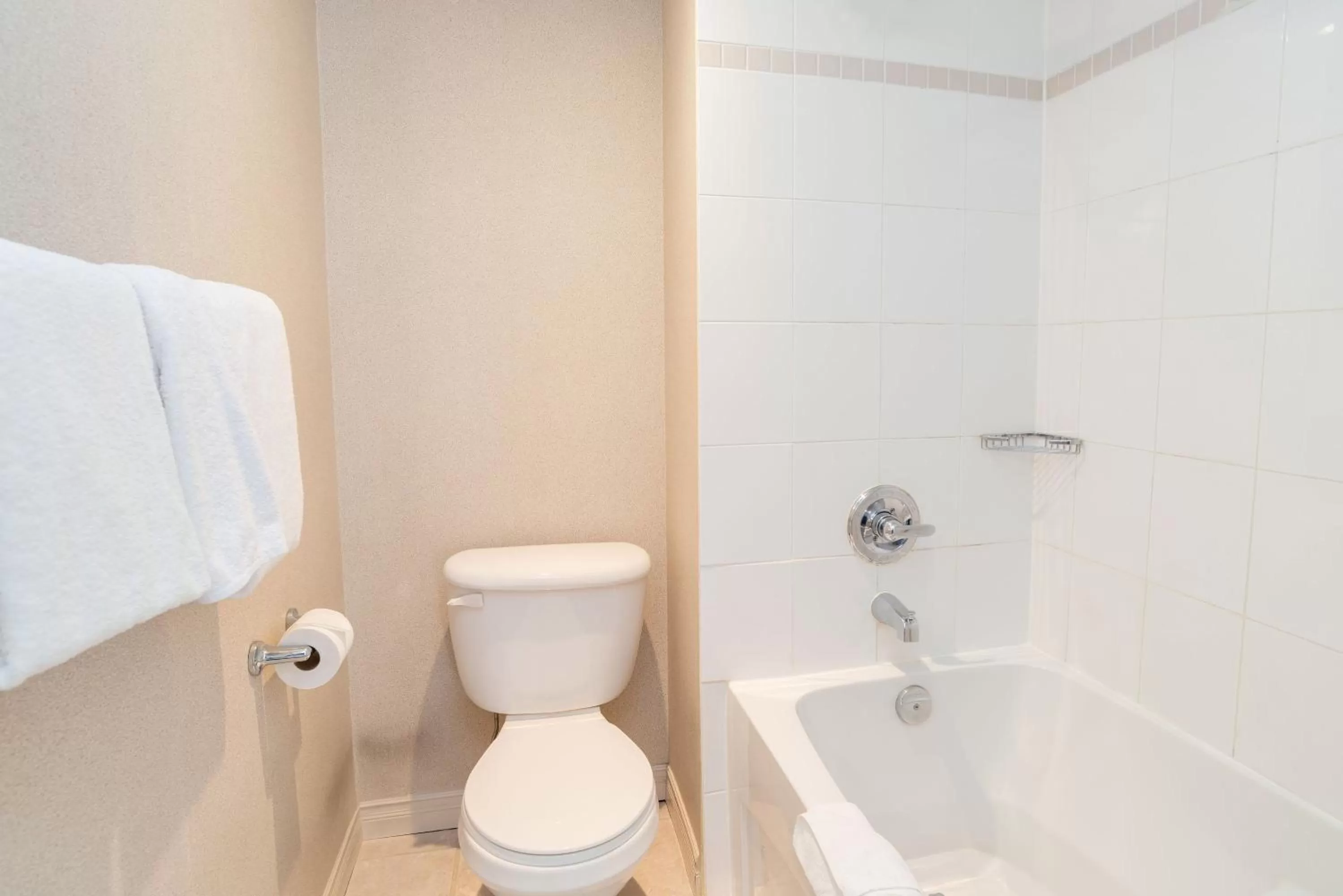 Bathroom in Sandman Suites Surrey - Guildford