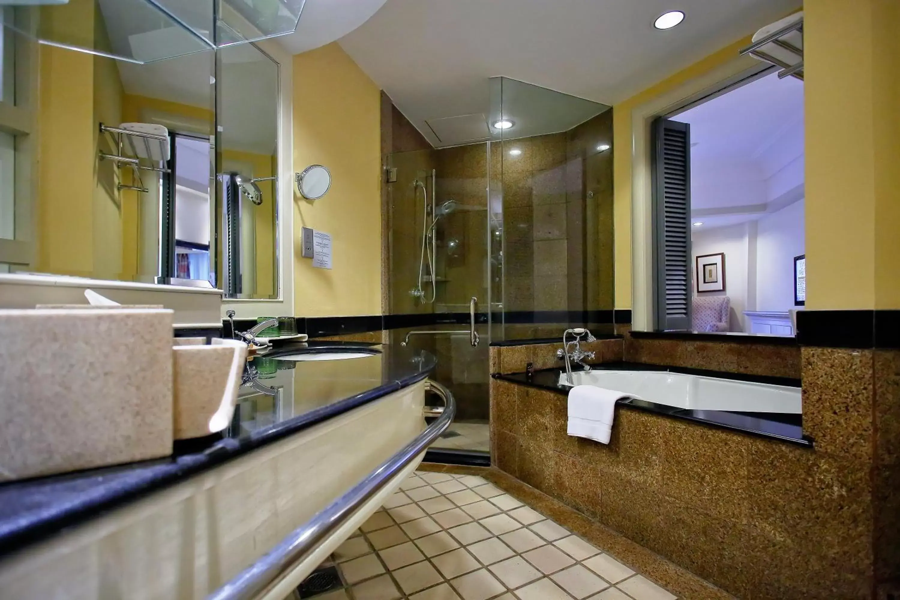 Hot Tub, Bathroom in The Magellan Sutera Resort