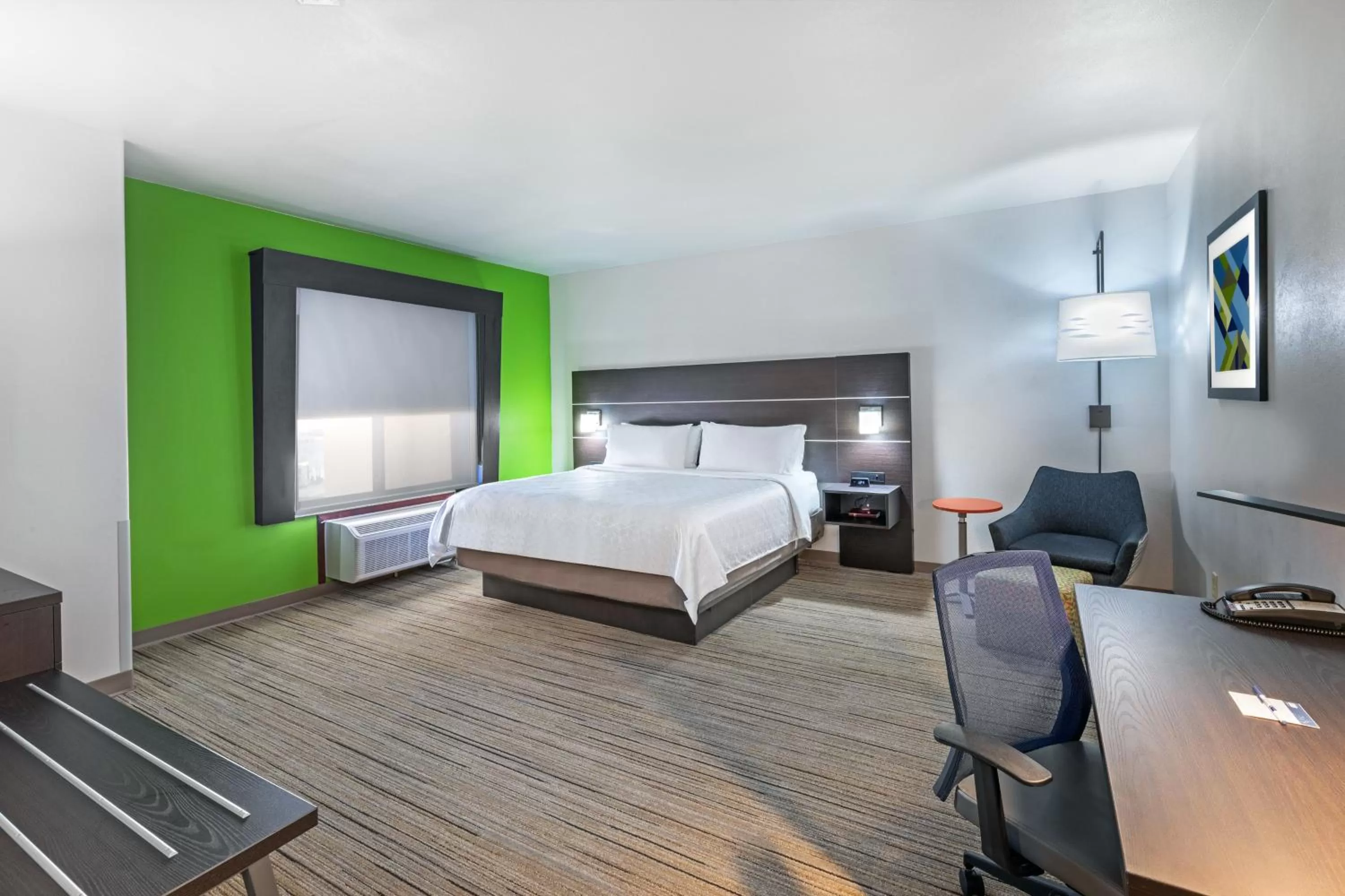 Photo of the whole room, Bed in Holiday Inn Express Guymon by IHG