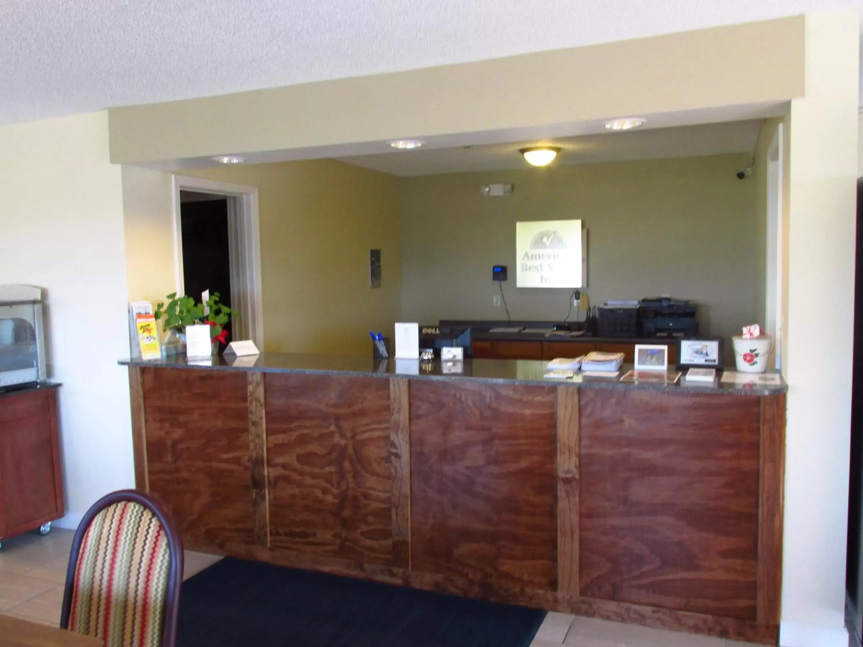 Lobby/Reception in Americas Best Value Inn-Celina