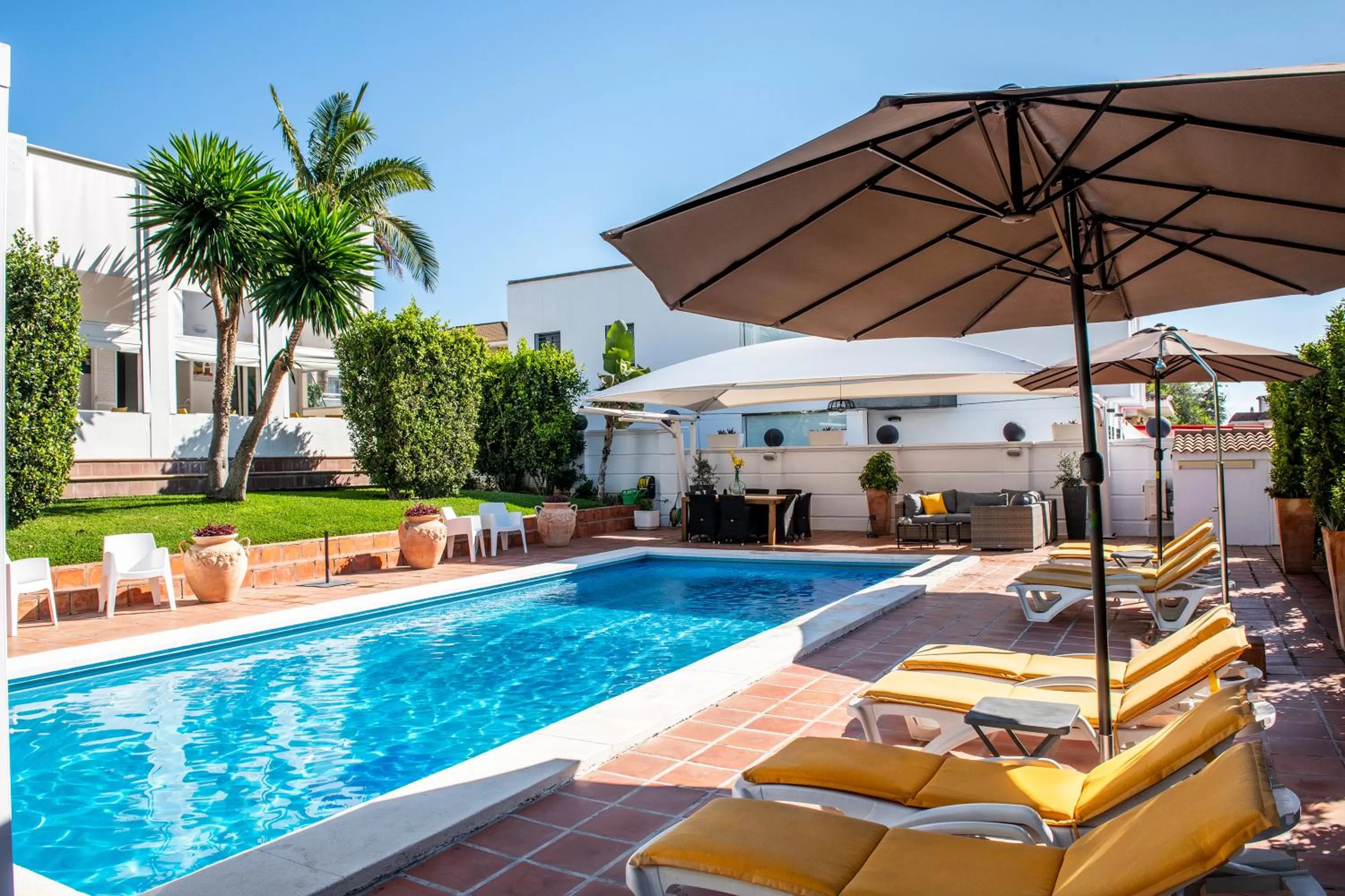 Property building in Hotel B&B Casa Arena Sevilla