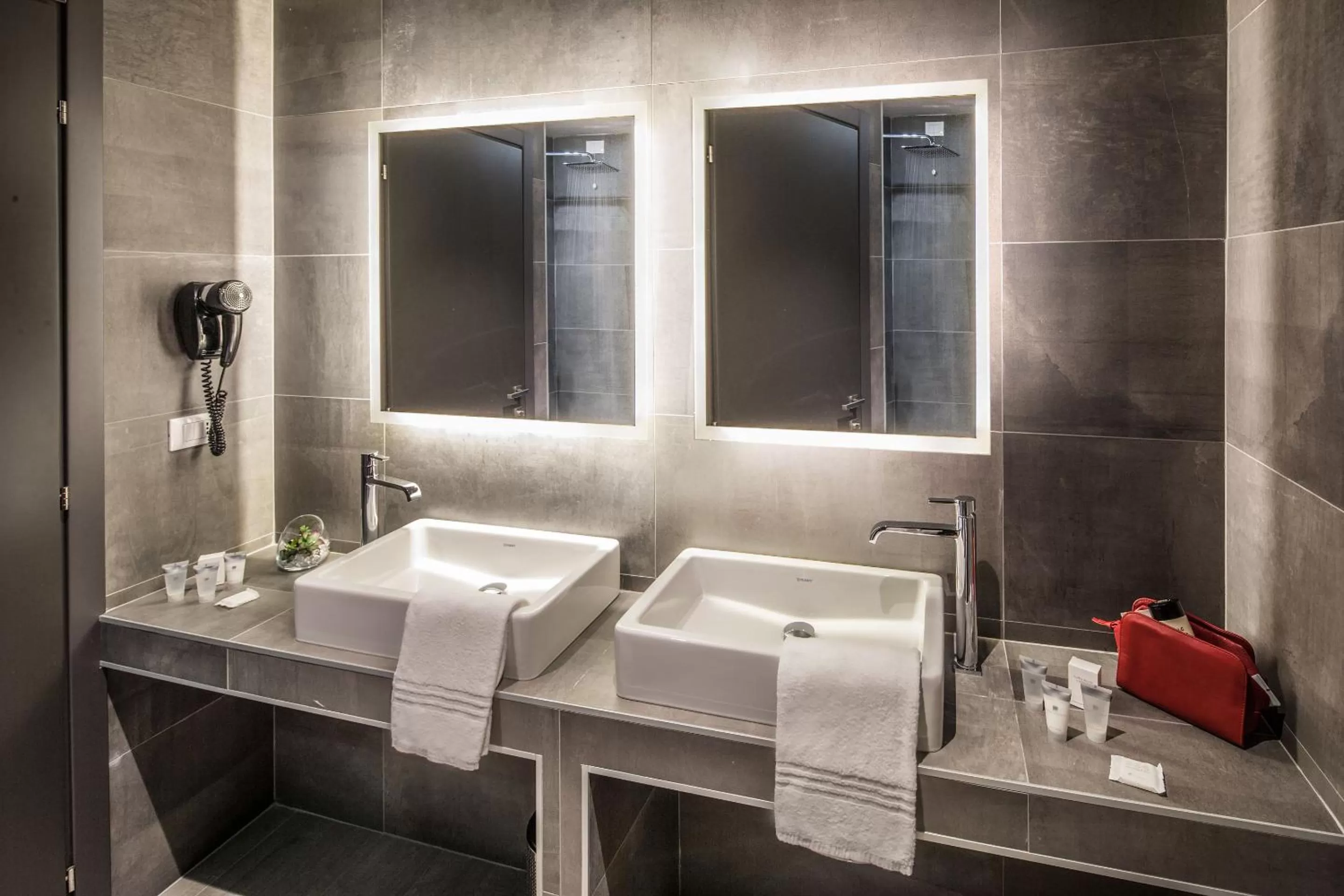 Bathroom in Spice Hotel Milano