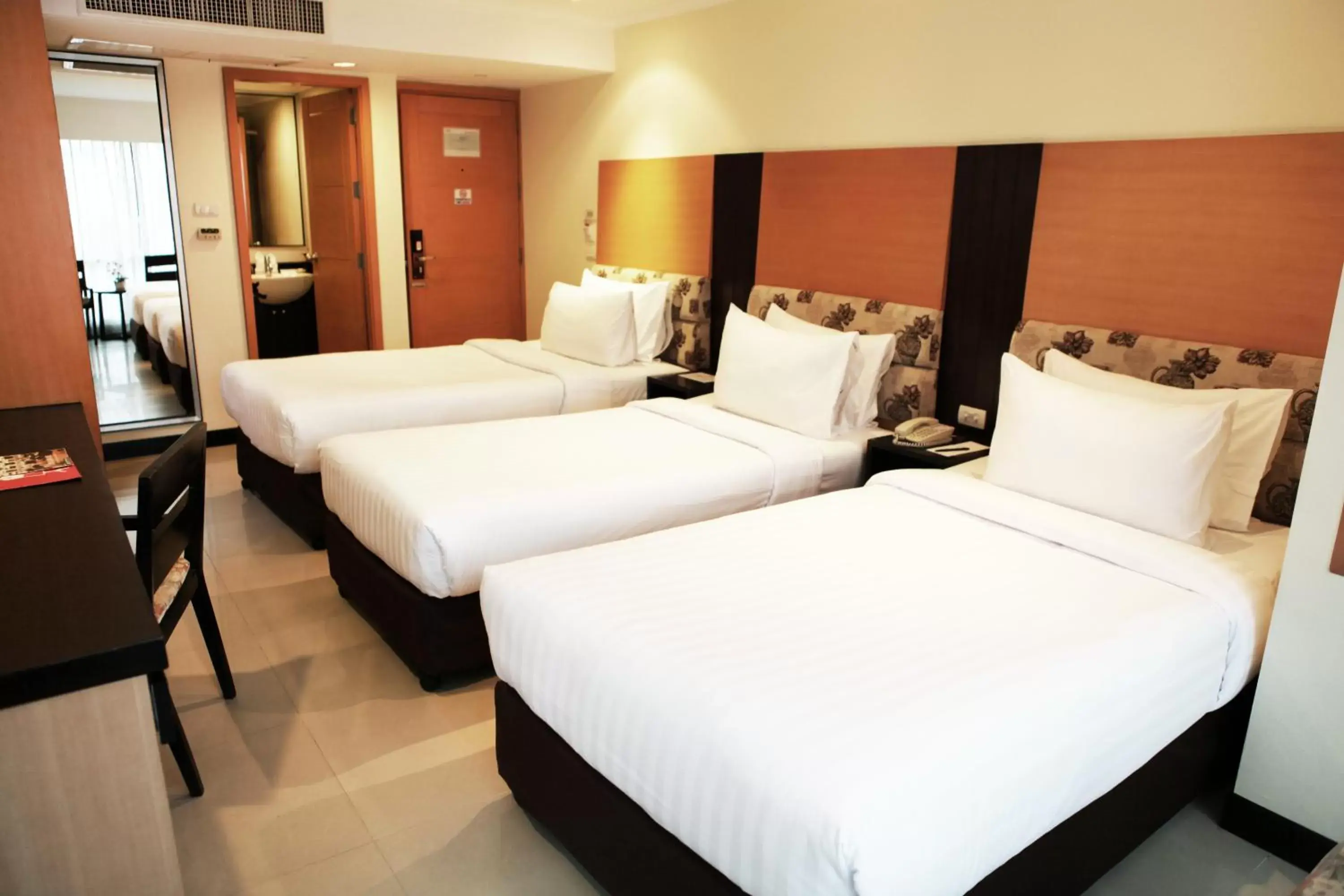 Lobby or reception, Bed in Citin Pratunam Bangkok by Compass Hospitality
