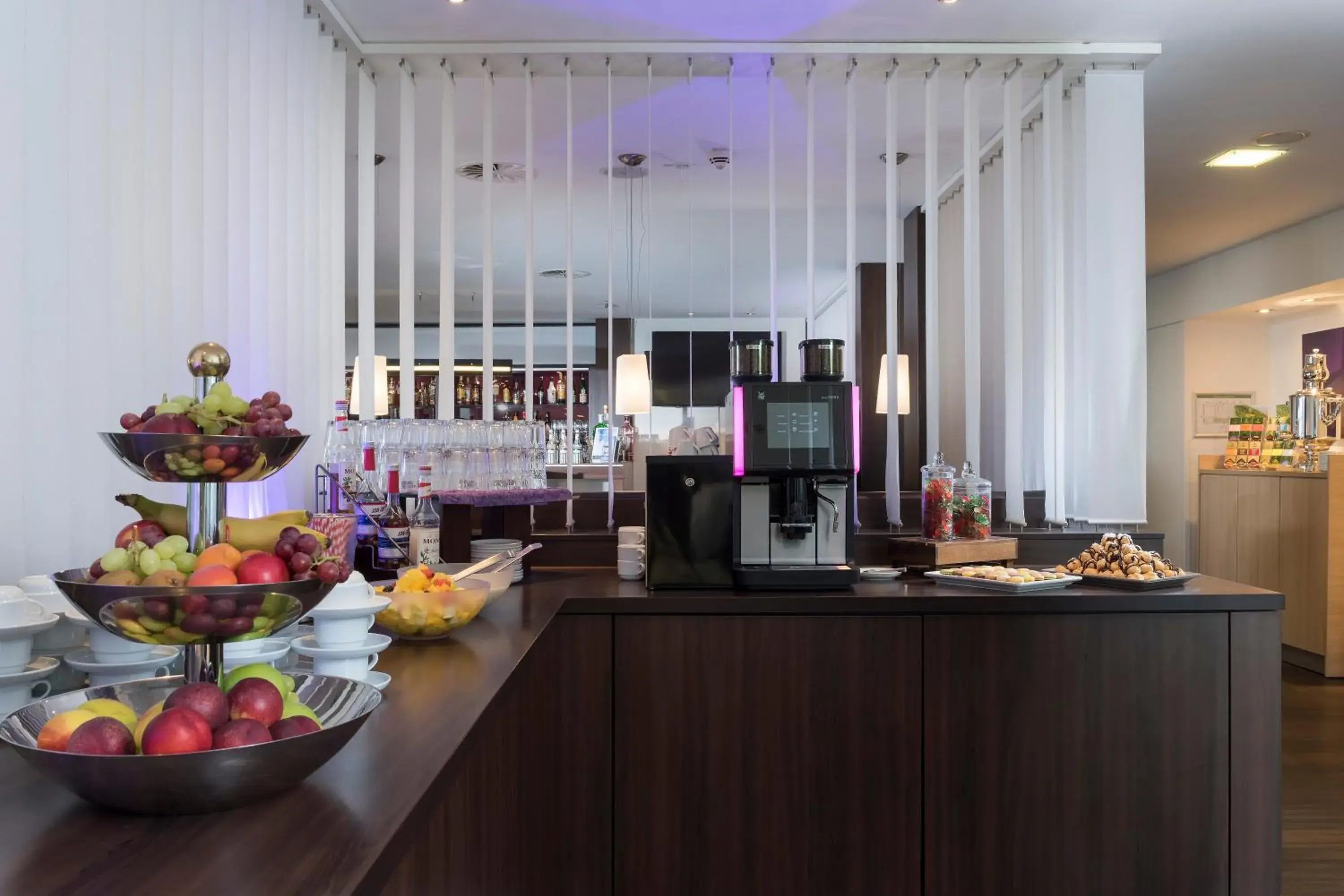 Business facilities, Food in Mercure Hotel Bielefeld Johannisberg