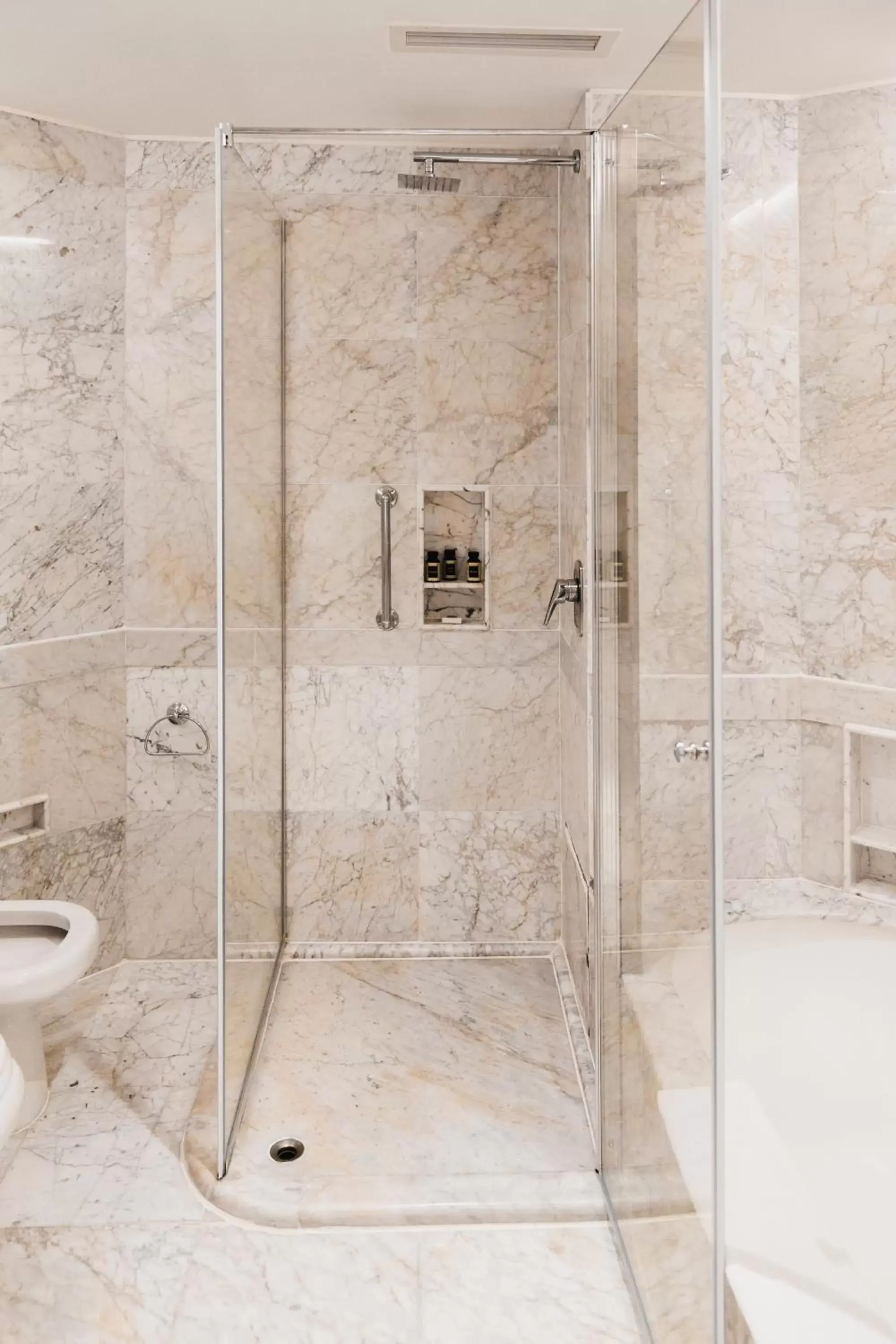 Bathroom in Sofitel Buenos Aires Recoleta