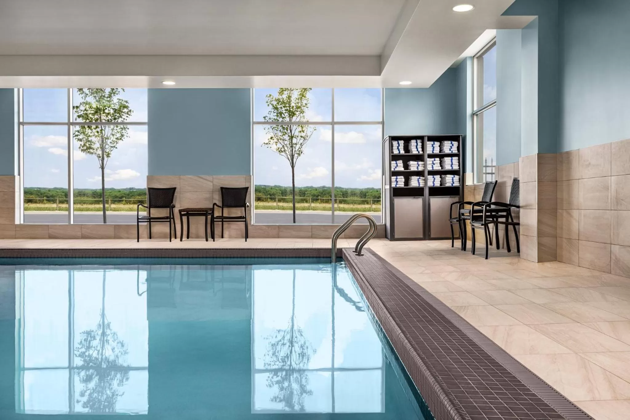 Swimming pool in Holiday Inn Express - Strathroy by IHG