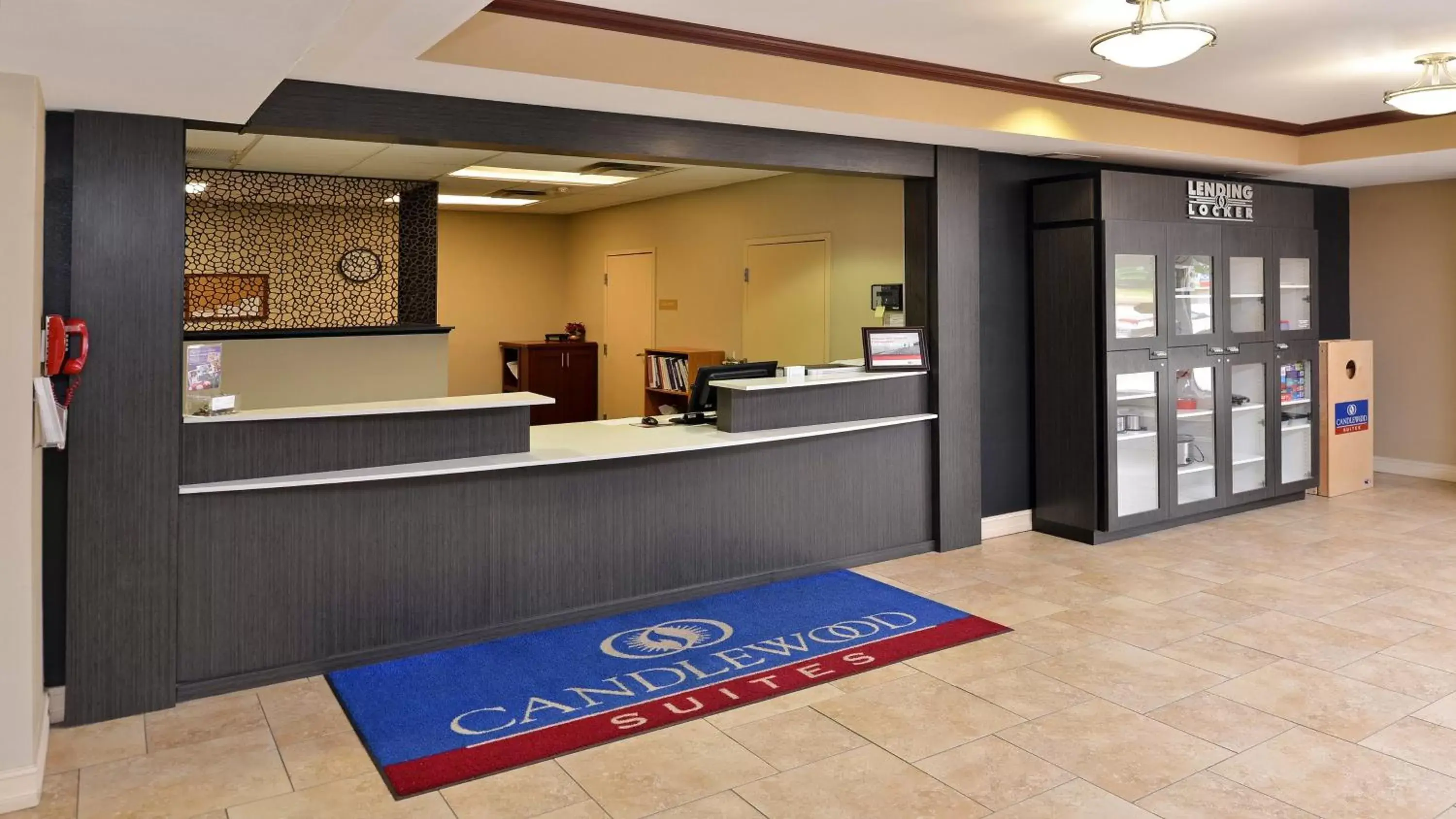 Property building, Lobby/Reception in Candlewood Suites Athens, an IHG Hotel