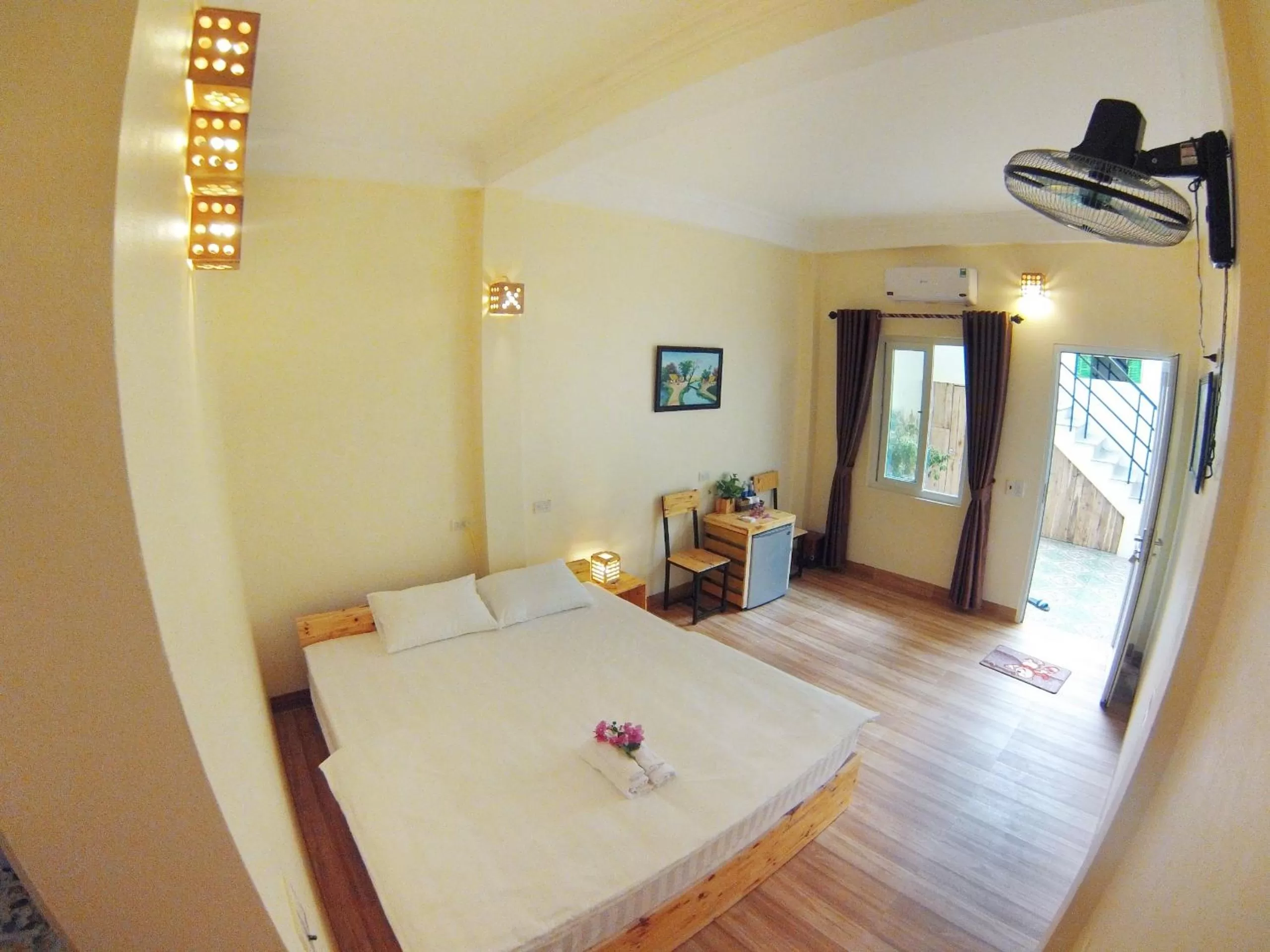 Photo of the whole room, Bed in Ha Lan Homestay