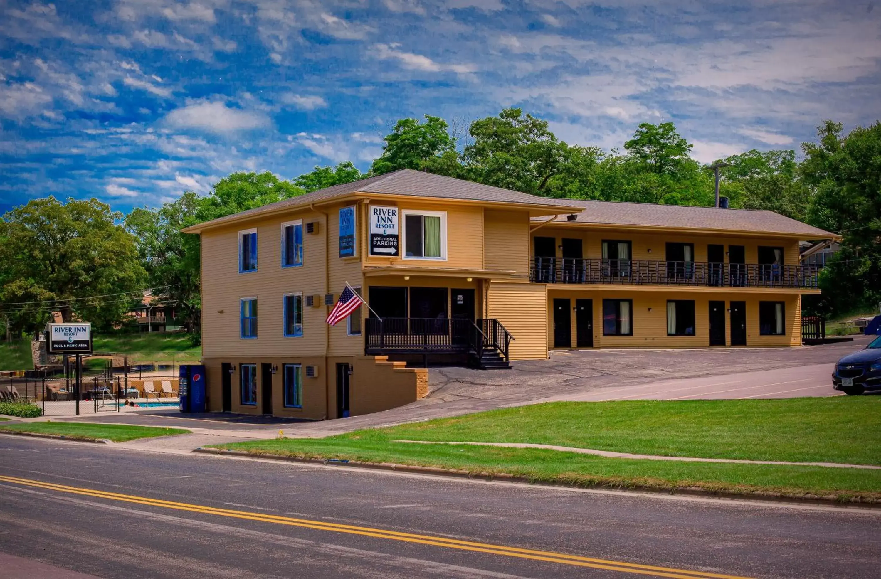 Property Building in The VUE Boutique Hotel & Boathouse