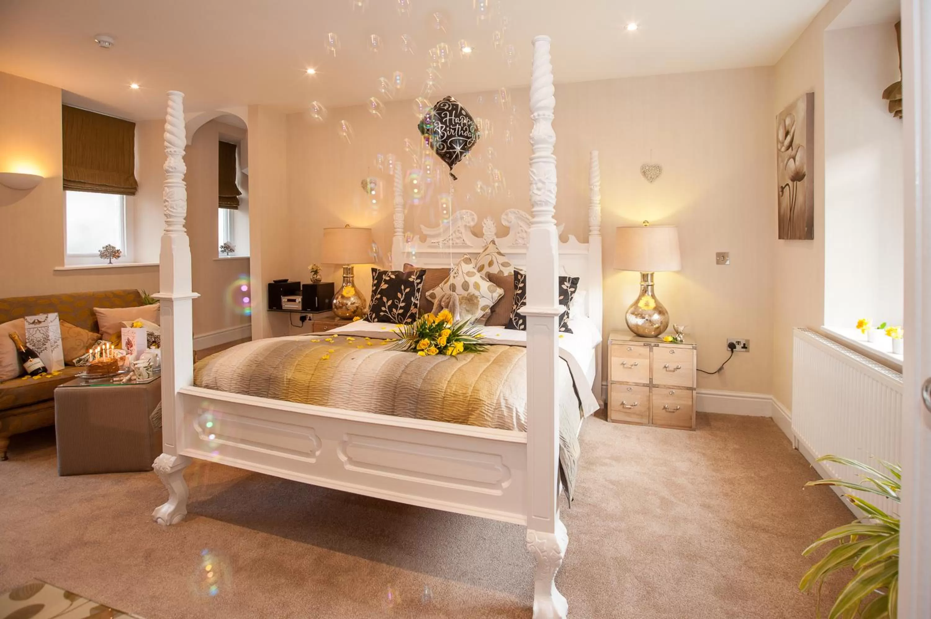 Bedroom, Bed in Windermere Boutique Hotel Spa Suites & Hot Tubs