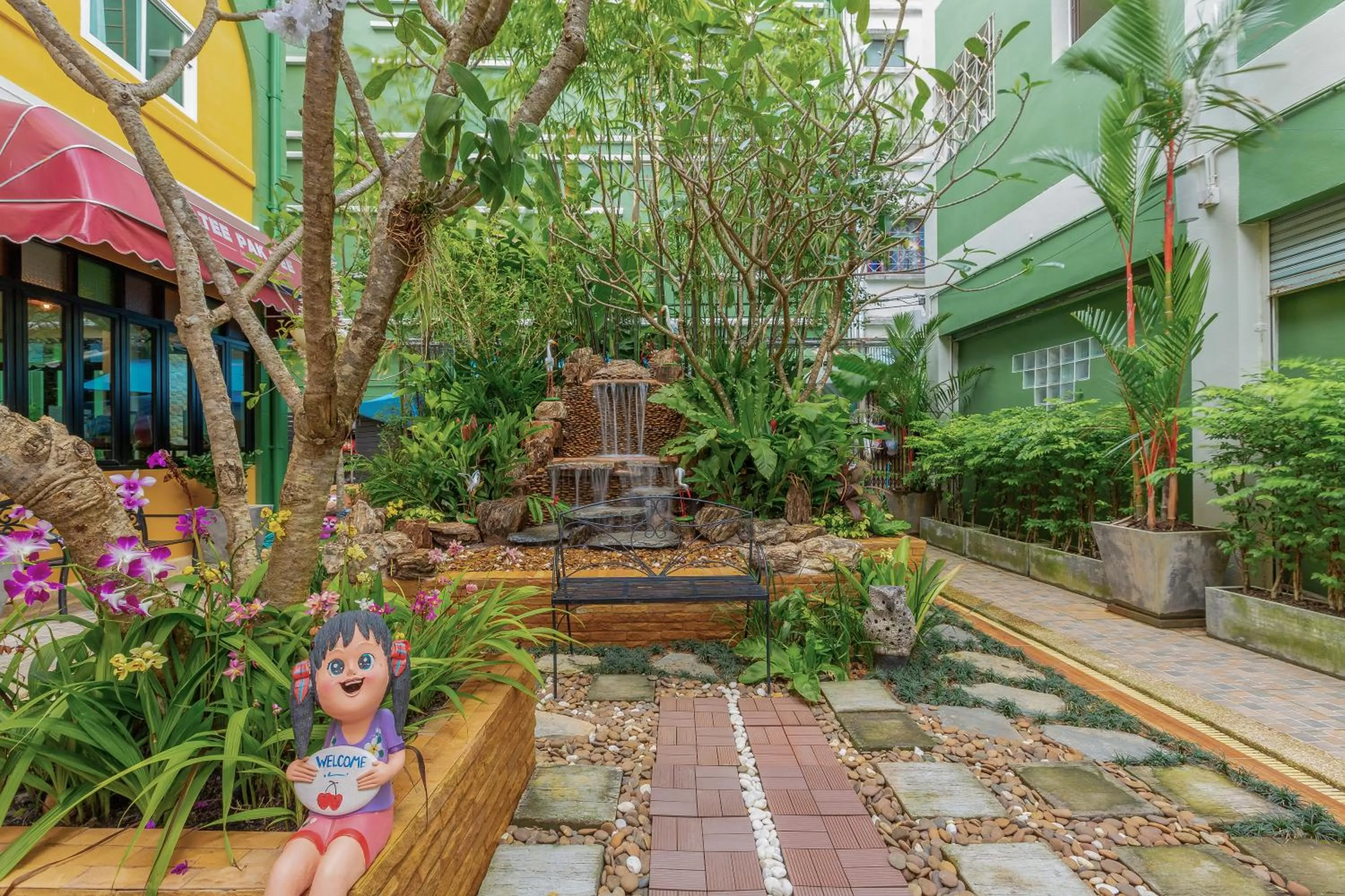 Garden in Tee Pak Dee Resident Phuket