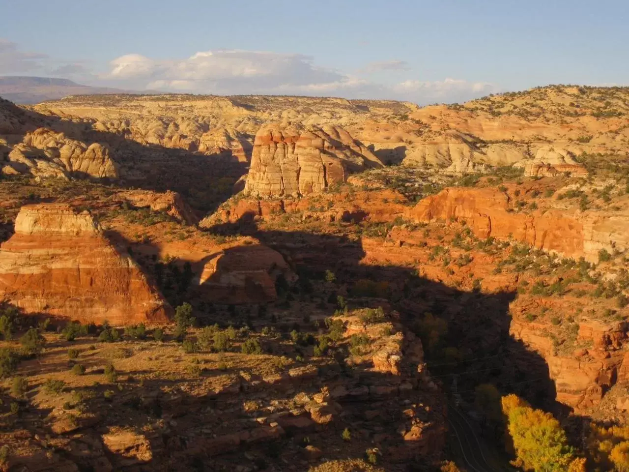 Hiking, Natural Landscape in Canyon Country Lodge