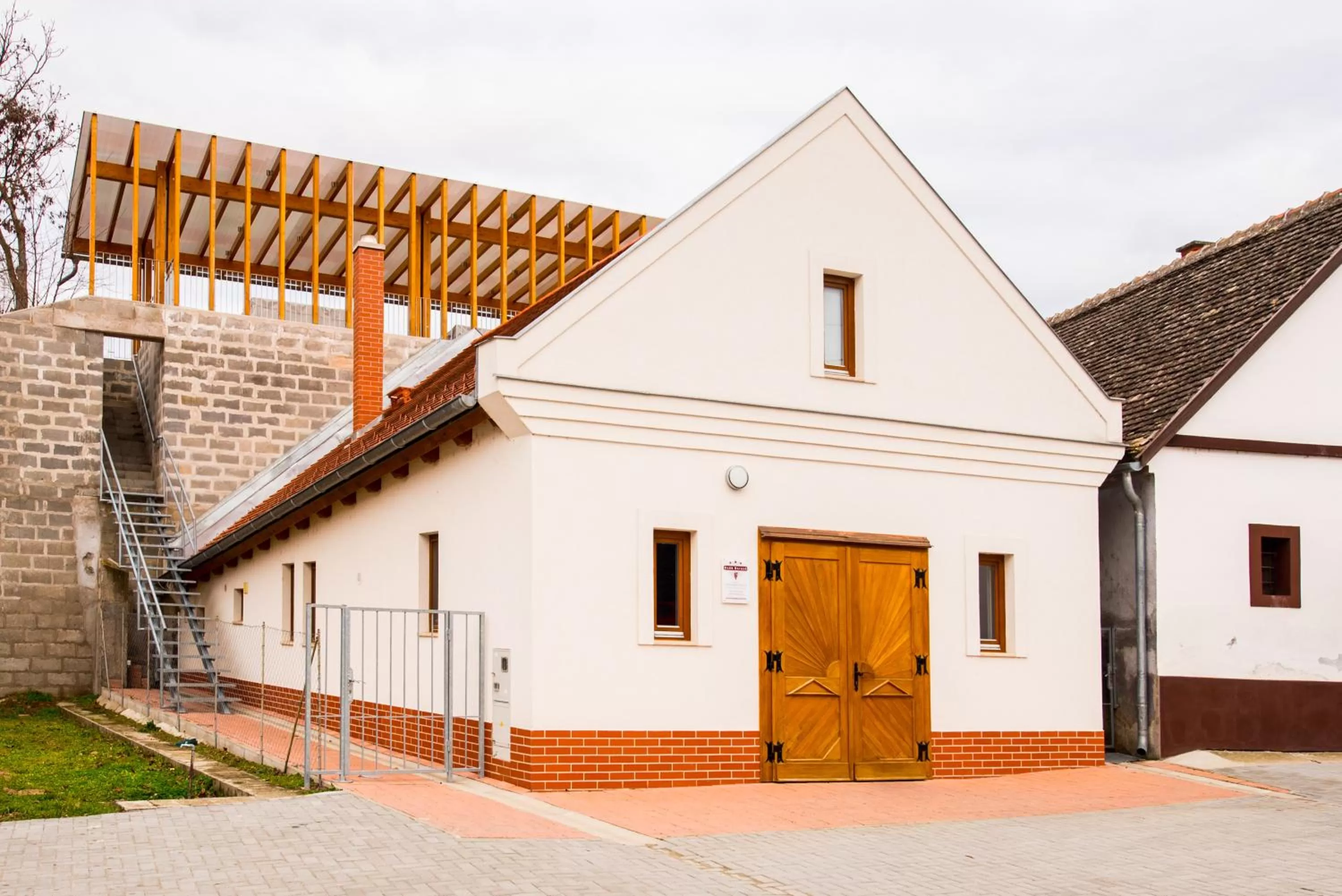 Property Building in Knáb Panzió