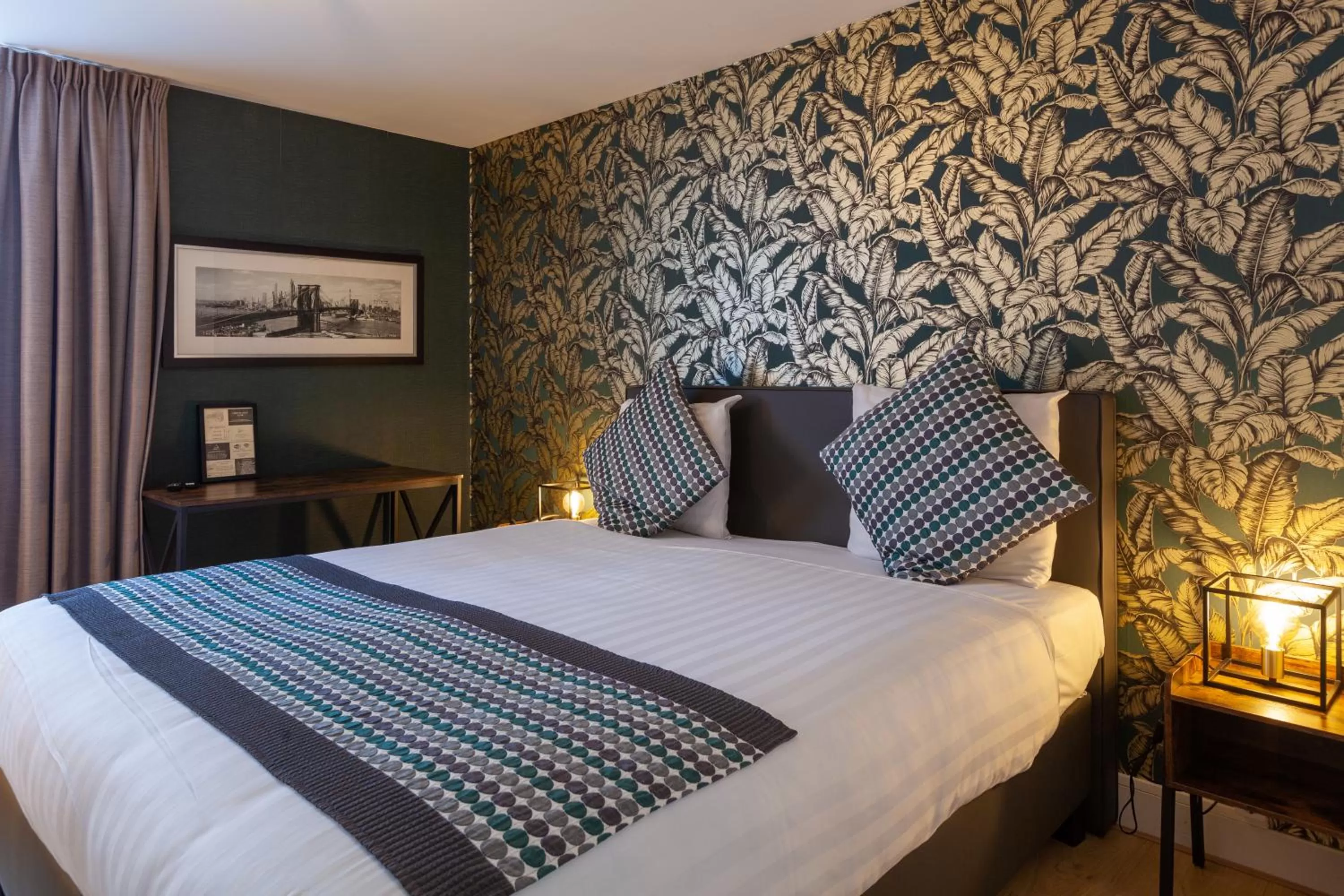 Bedroom, Bed in Amsterdam Hotel Uithoorn