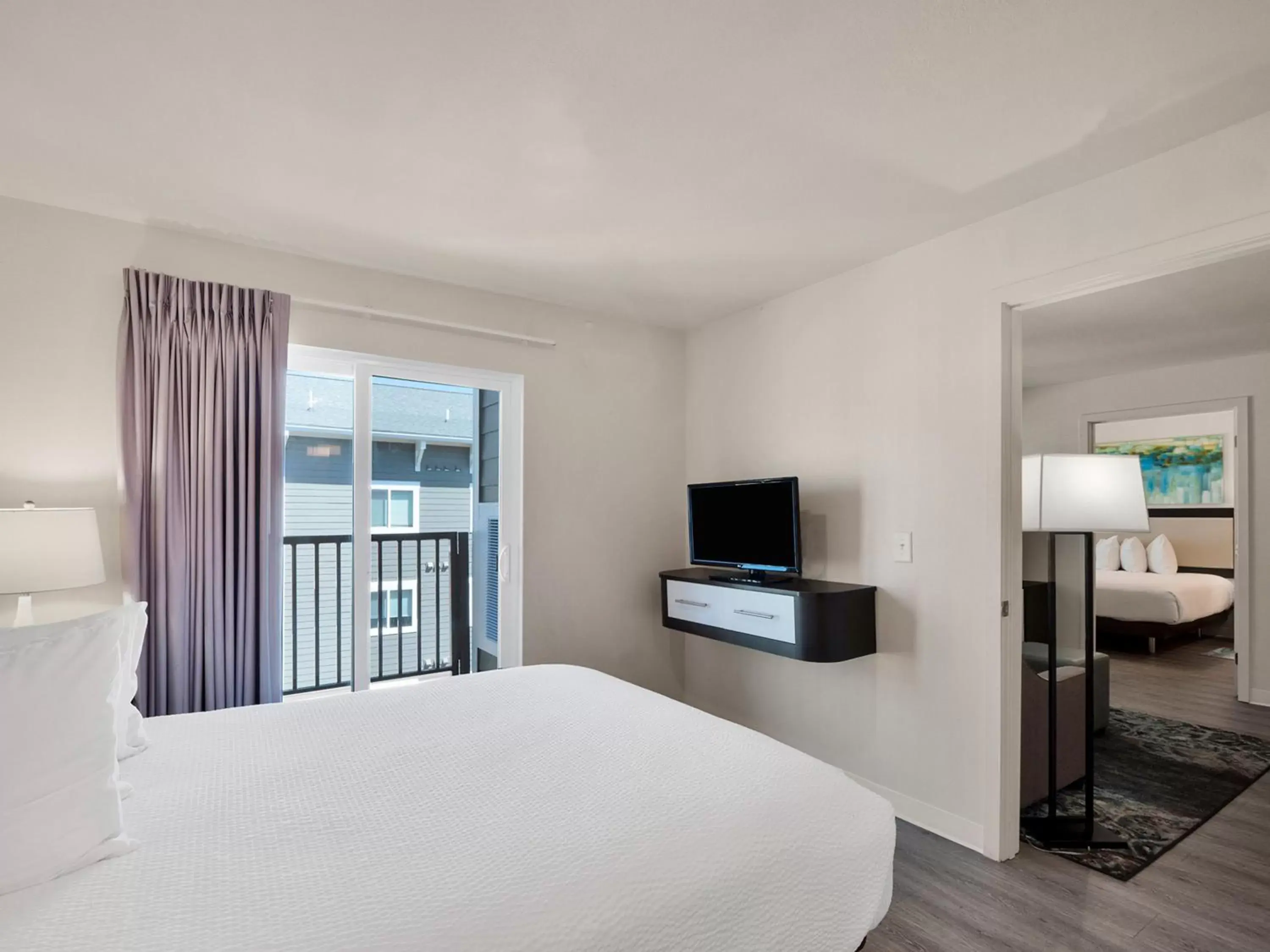 Two Bedroom Suite w/Balcony and Fully Equipped Kitchen in WaterWalk Extended Stay by Wyndham Charlotte - Arrowood Two Bedroom Suite w/Balcony and Fully Equipped Kitchen in WaterWalk Extended Stay by Wyndham Charlotte - Arrowood