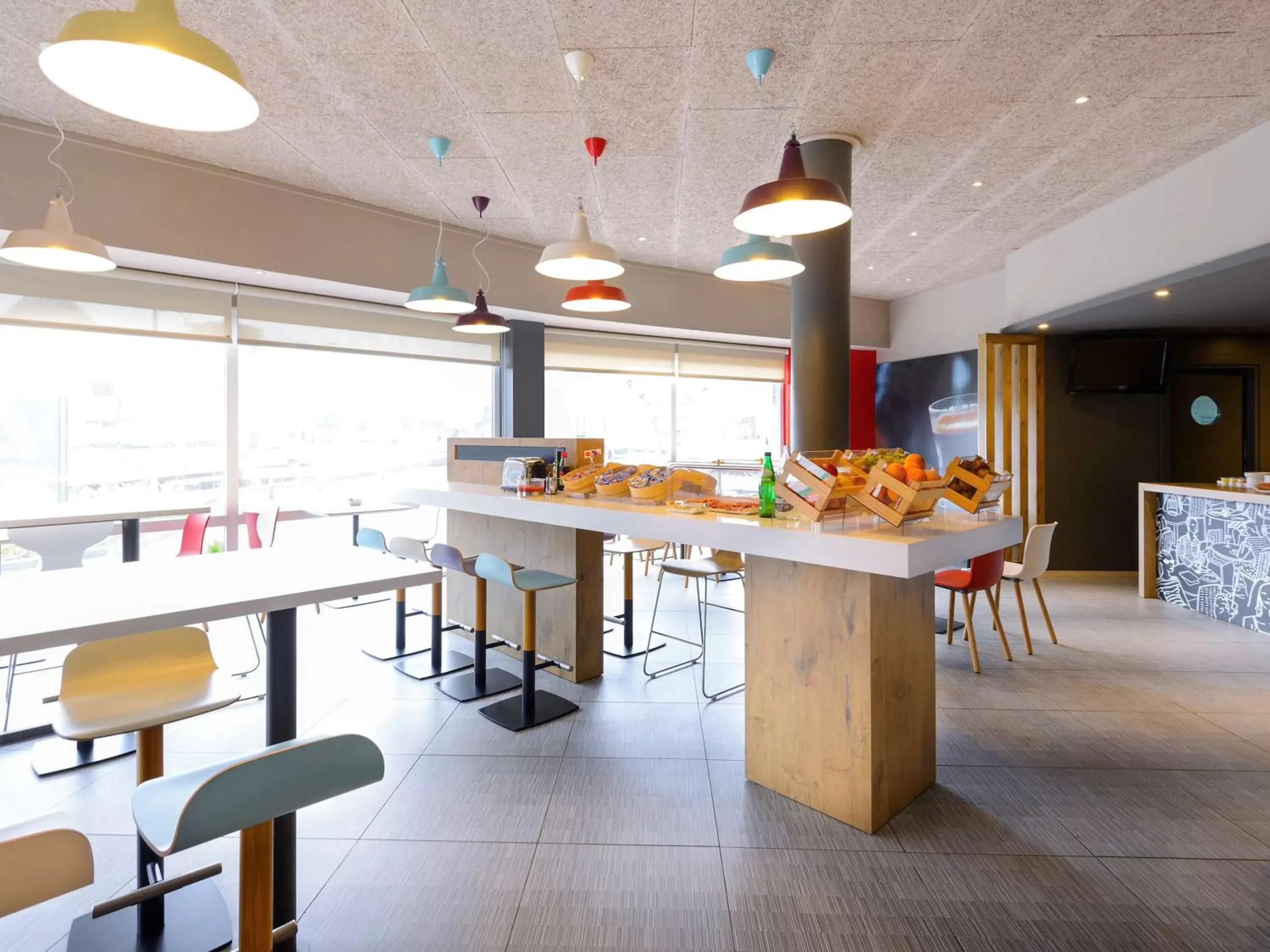 Restaurant/Places to Eat in Ibis Bilbao Barakaldo