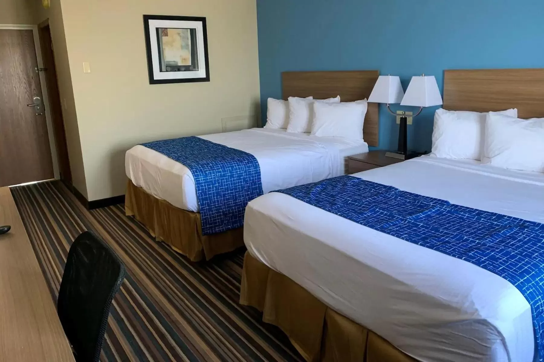 Bed in Travelodge by Wyndham Wahpeton