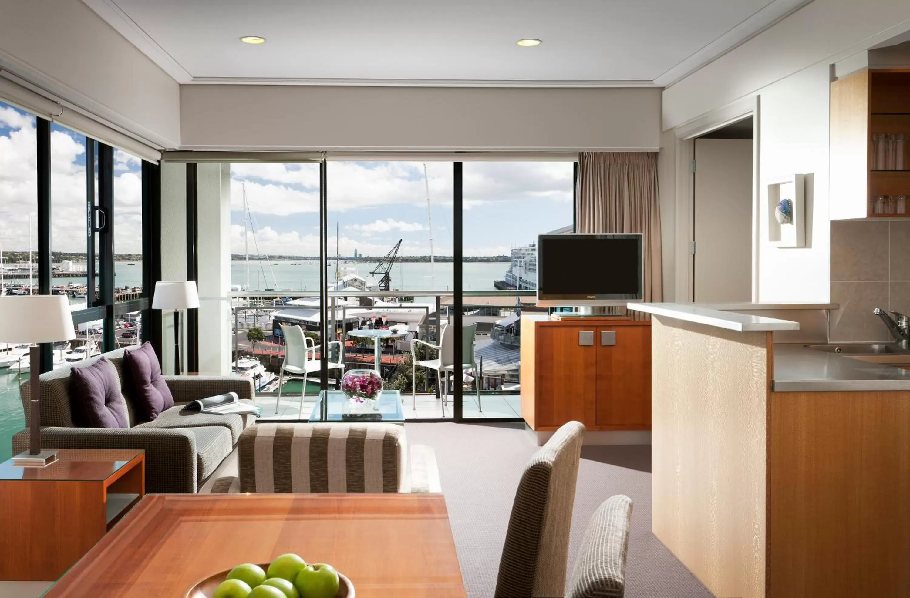 Day, Seating Area in The Sebel Auckland Viaduct Harbour