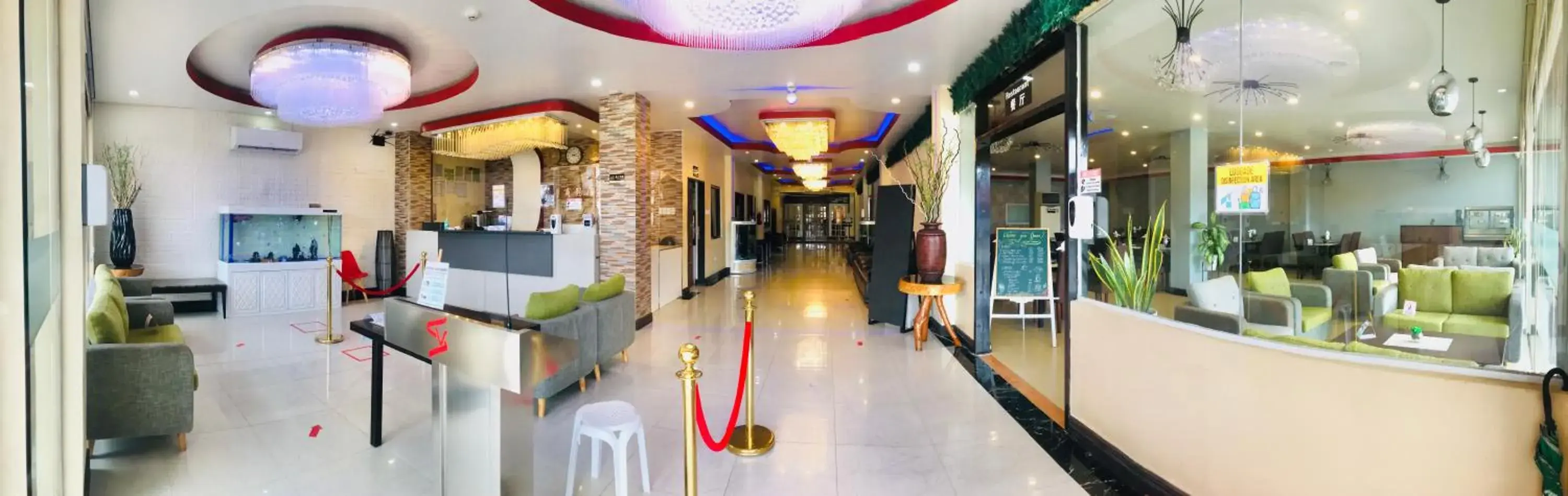 Lobby or reception in Southview Hotel