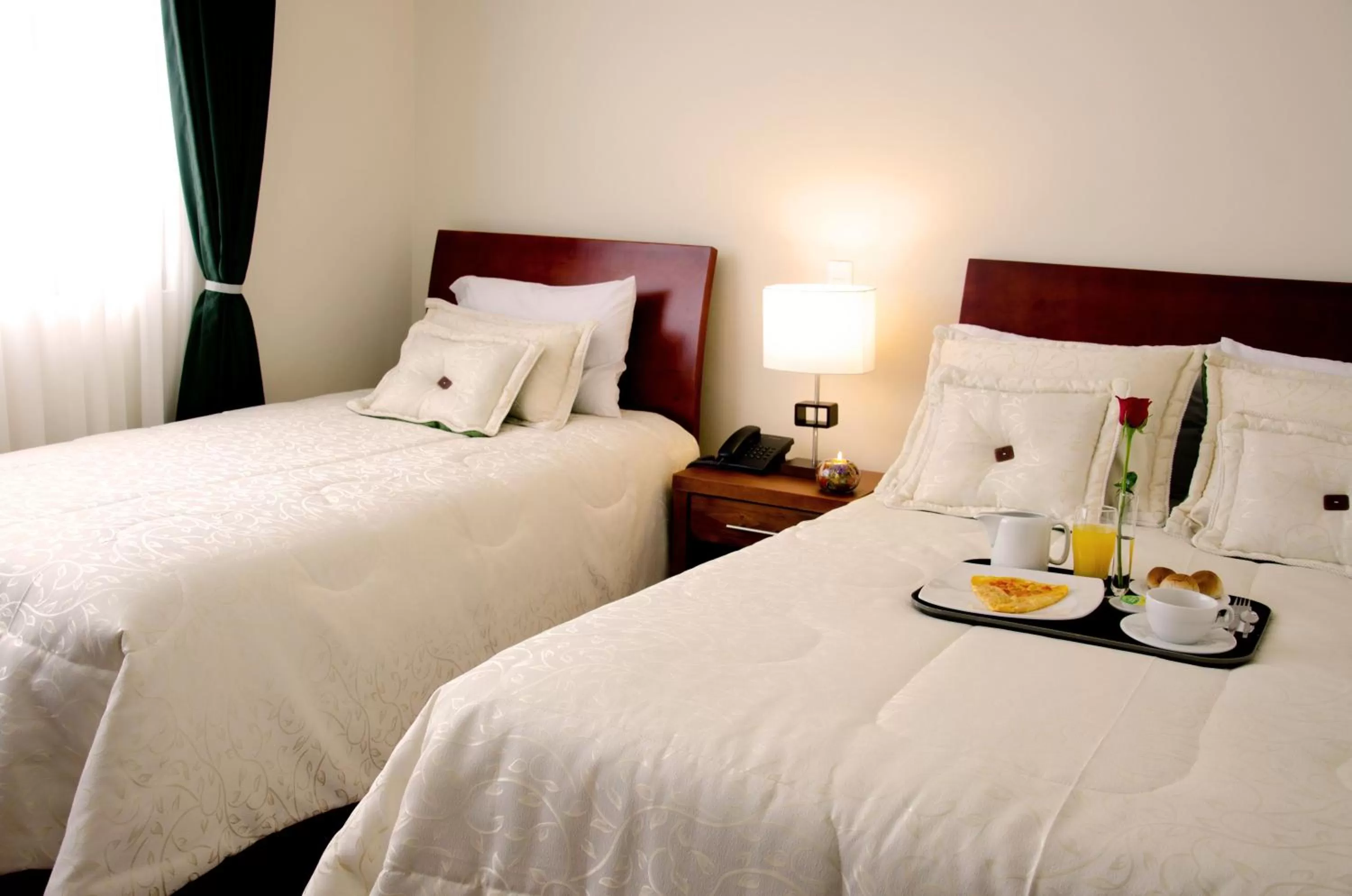 Photo of the whole room, Bed in Hotel Portofino