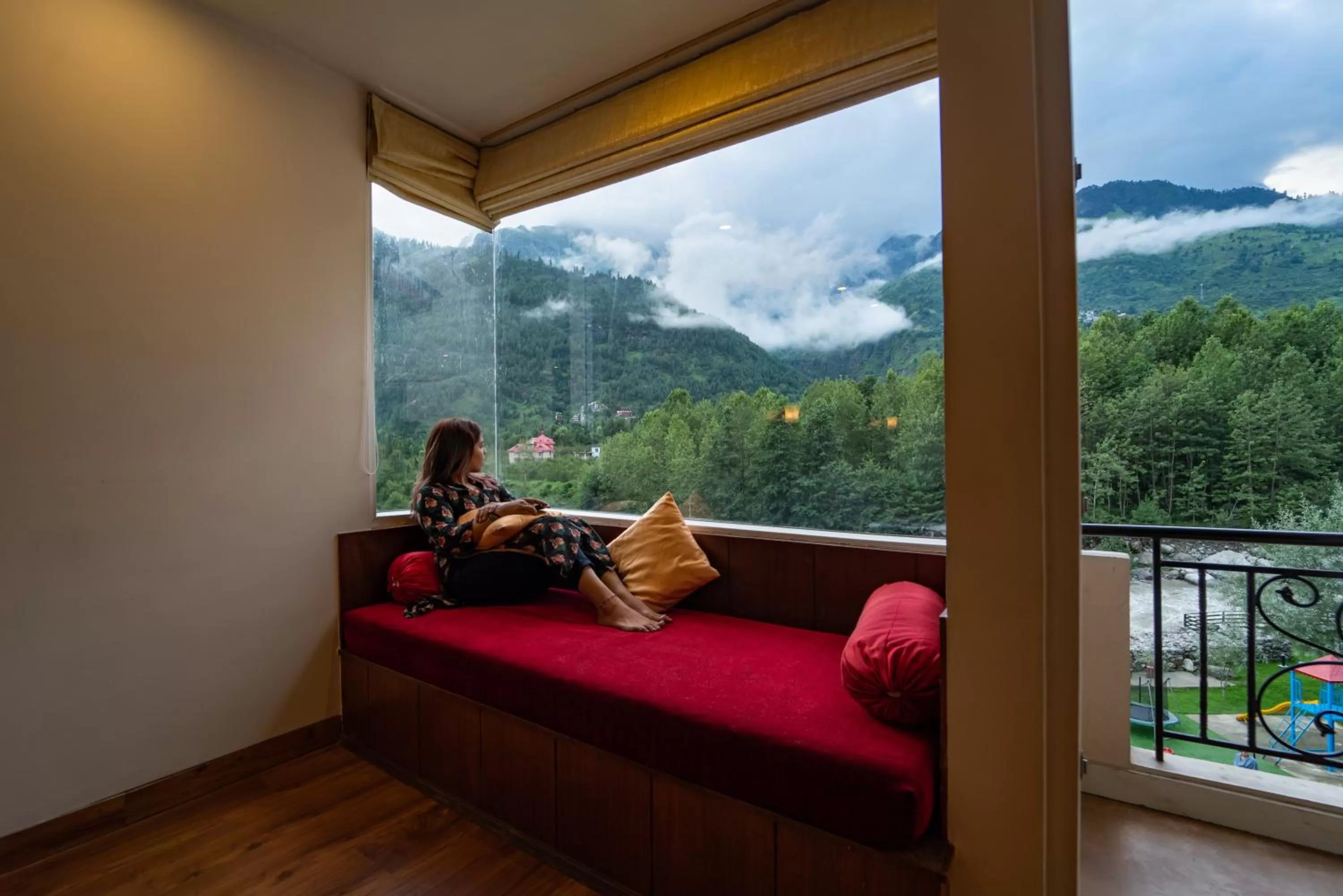 The Allure Grand Resort -A Majestic Riverside Retreat