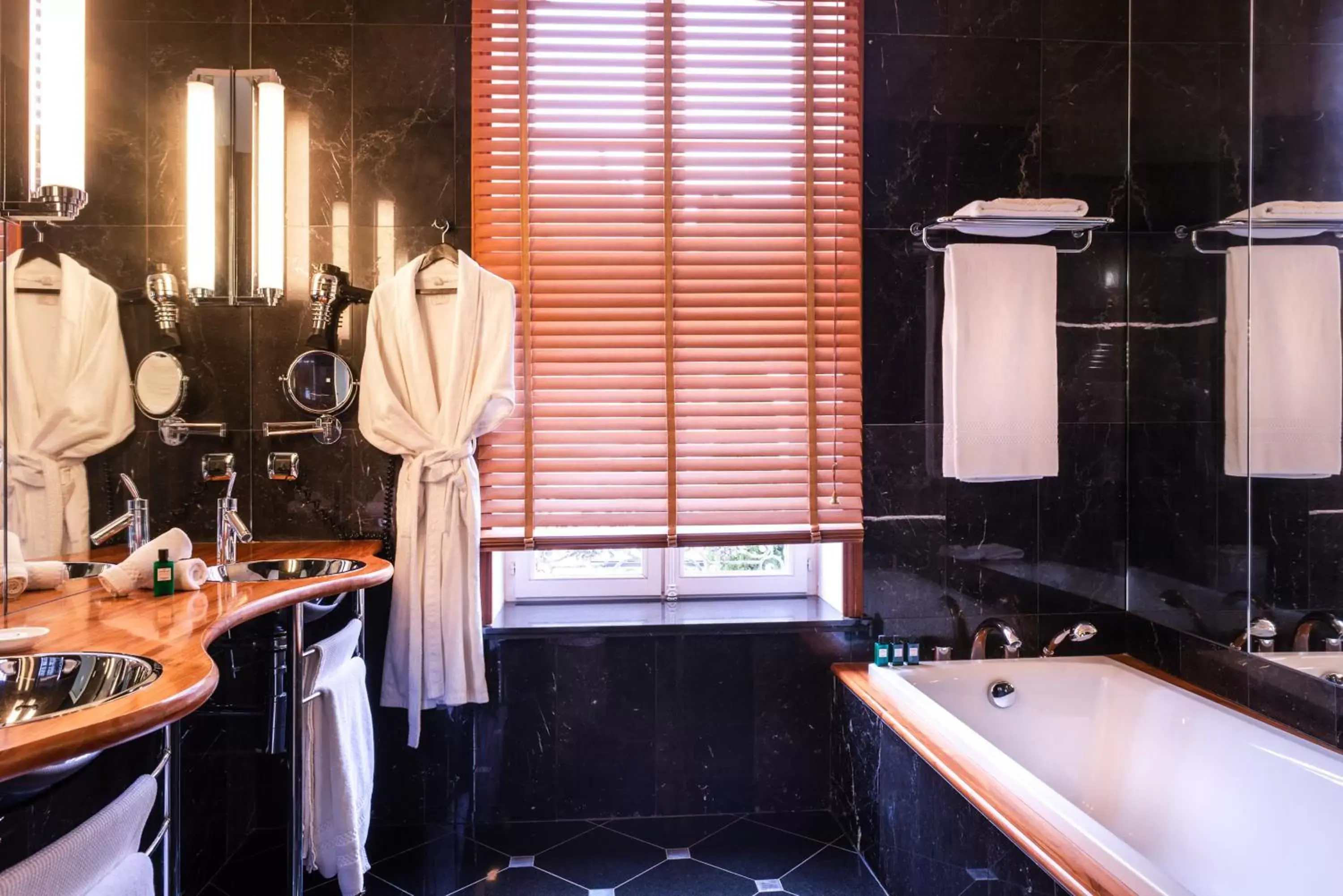 Shower, Bathroom in L'Hôtel