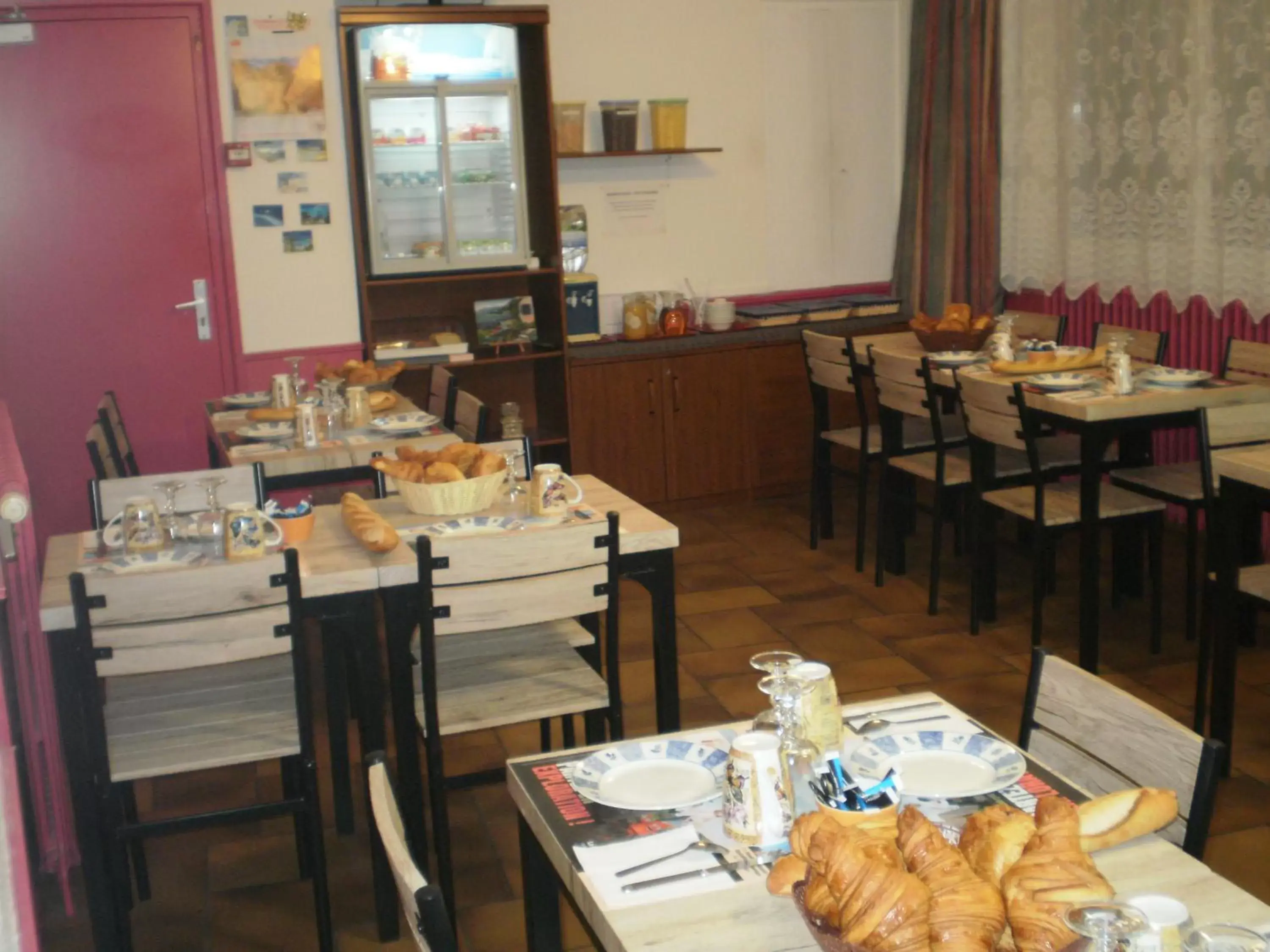 Breakfast, Restaurant/Places to Eat in Hotel De La Gare