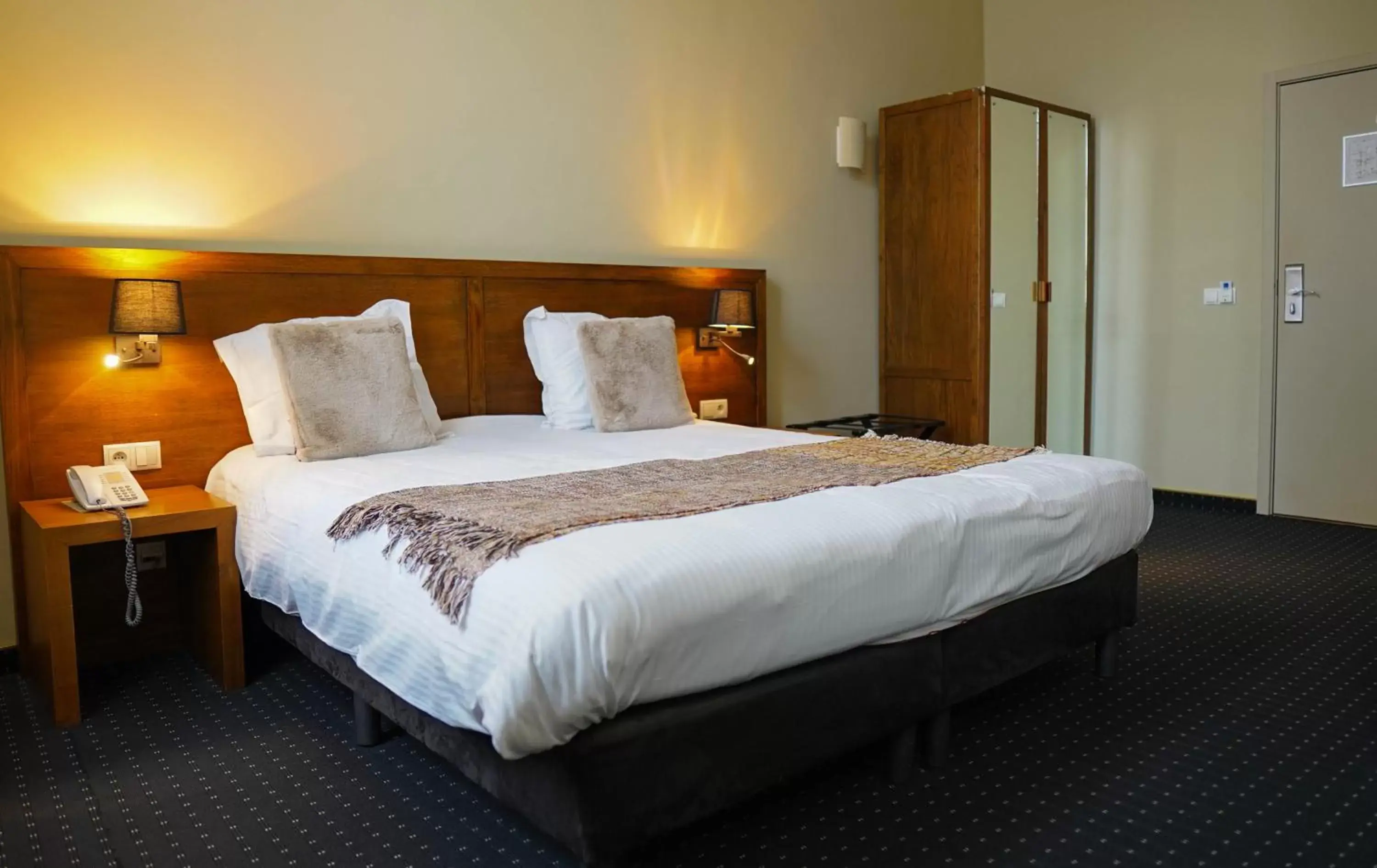 Bed in Hotel de Flandre