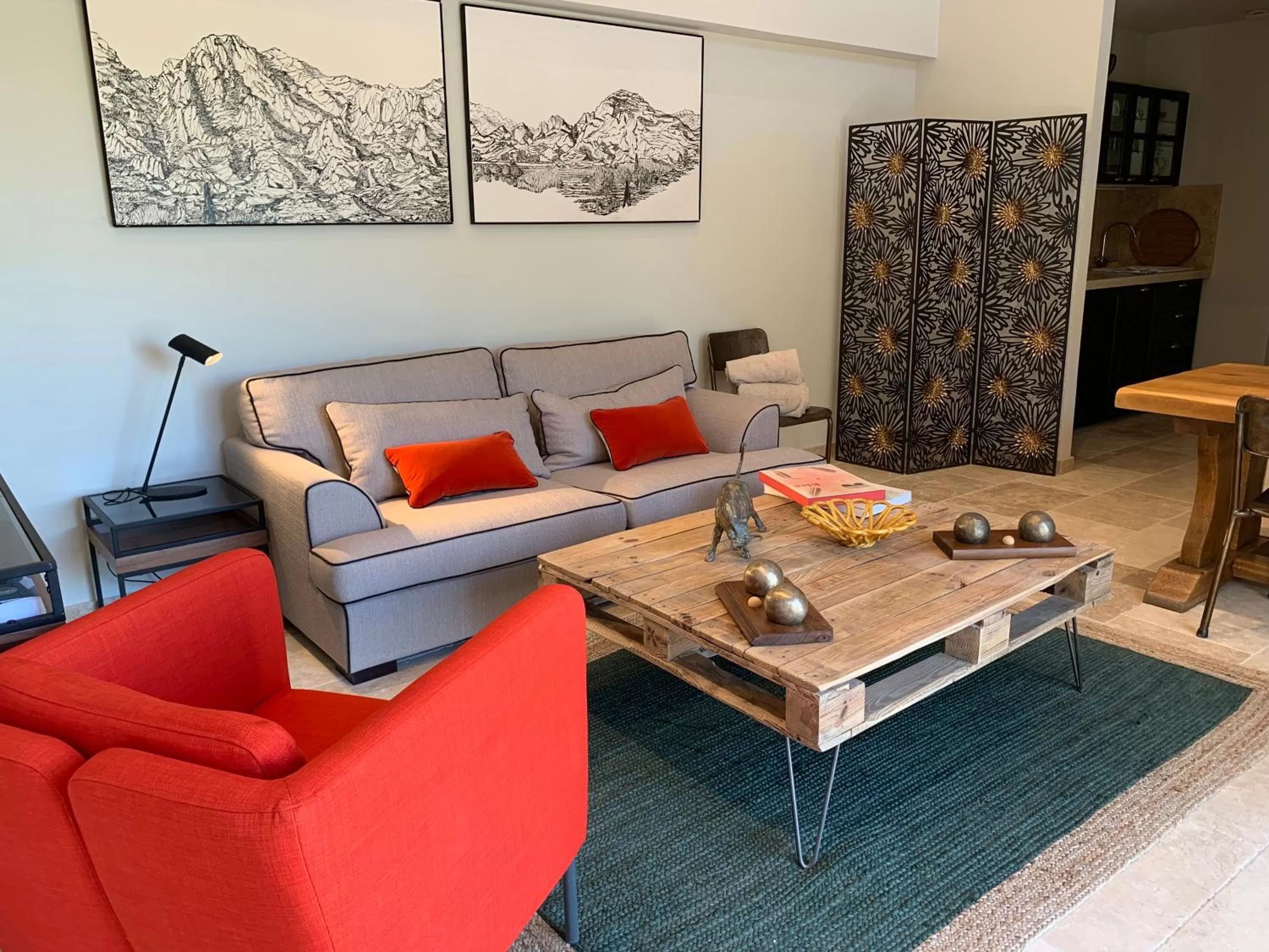 Seating Area in Mas Notre Dame