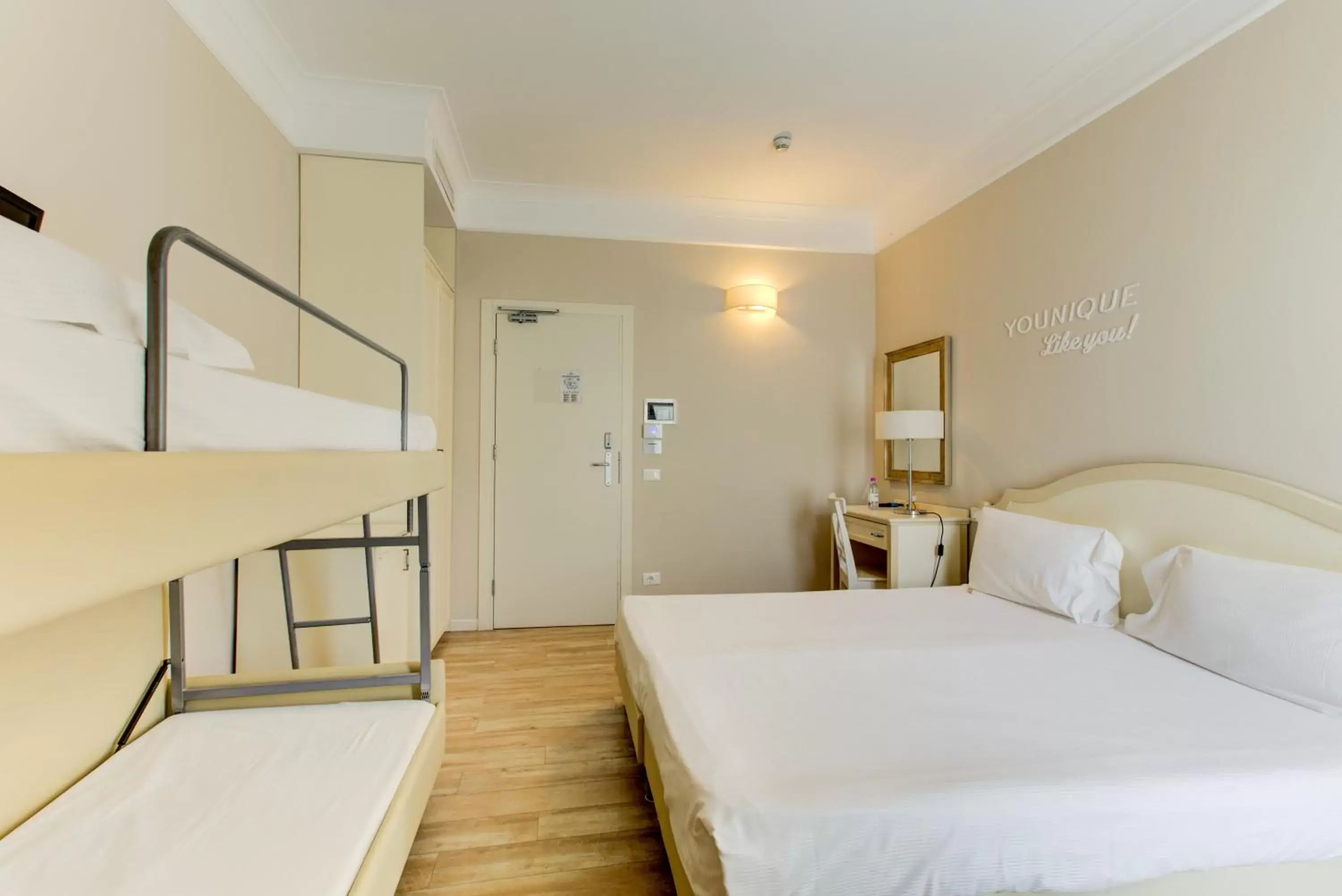 Bedroom in BeYou Hotel Villa Rosa