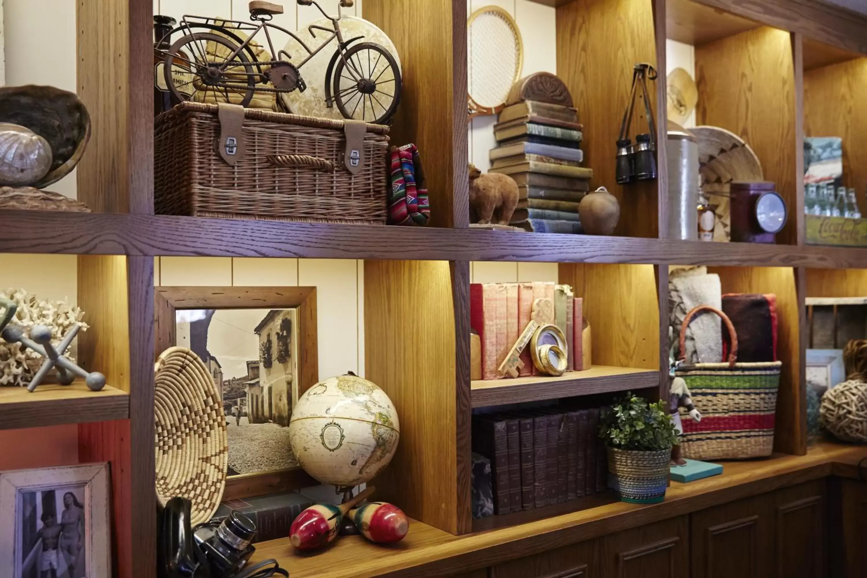 Decorative detail, Bunk Bed in Laguna Beach House