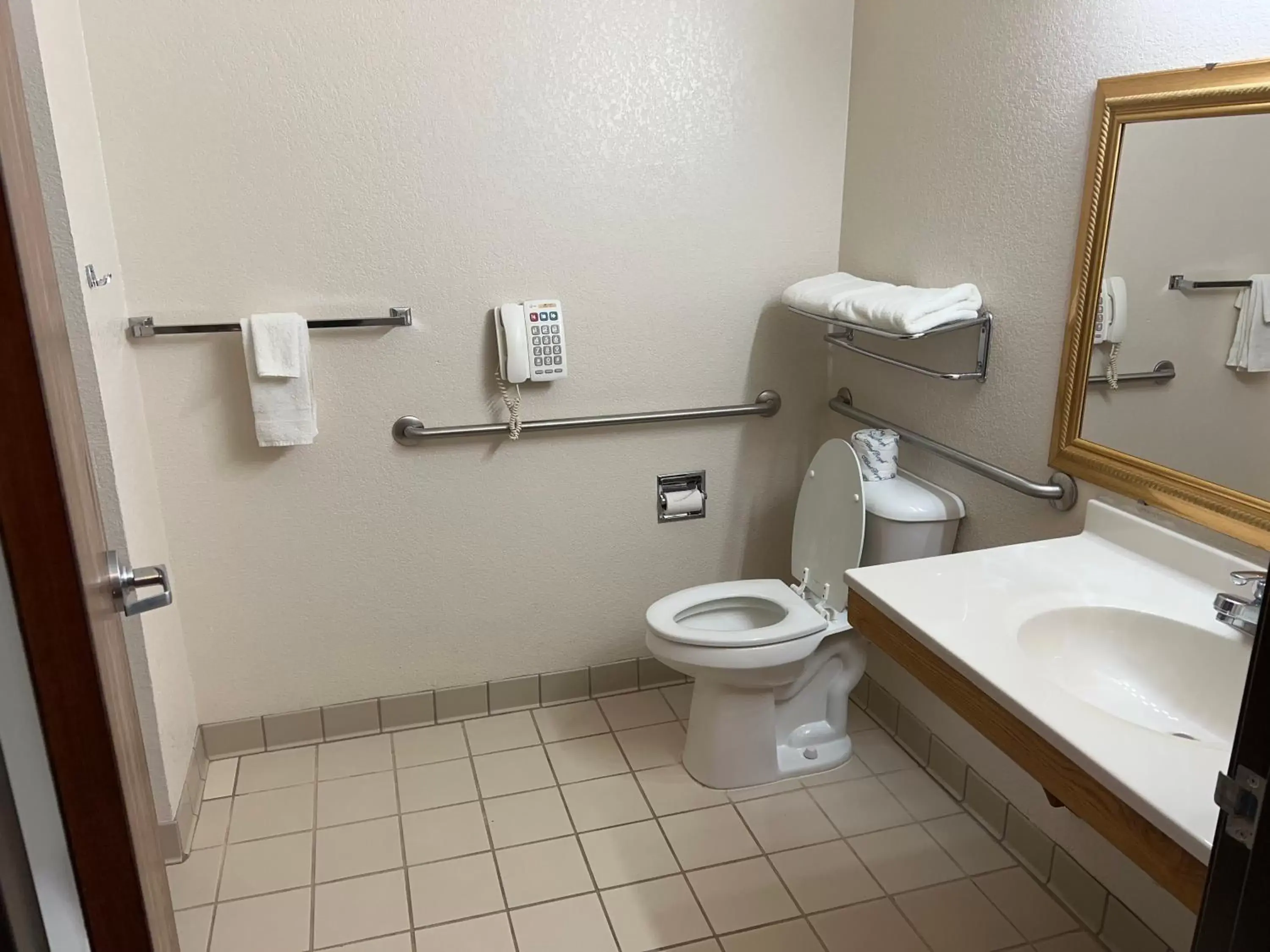 Bathroom in Express Inn & suites