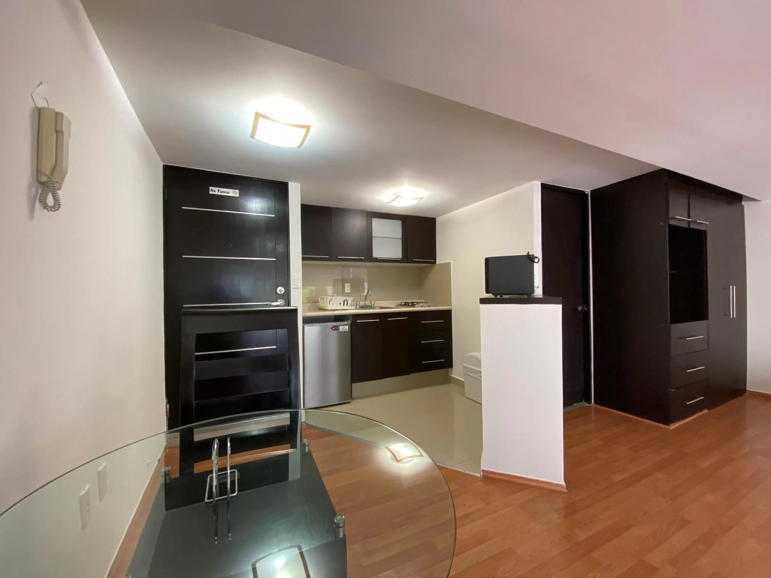 Kitchen or kitchenette in Grupo Kings Suites -Platon 436