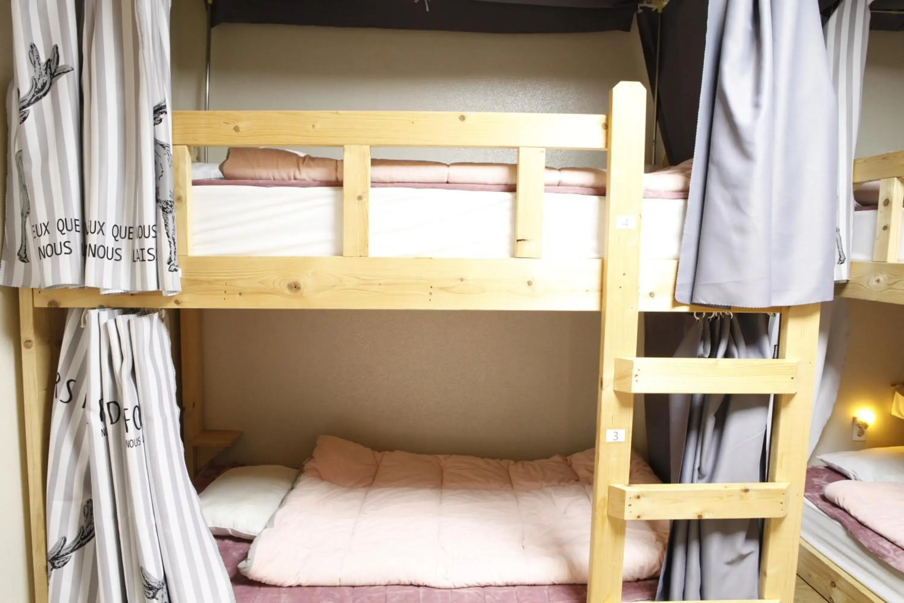 Bunk Bed in Baozen Guesthouse