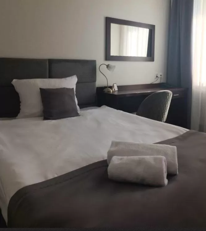 Bed in Hotel Maraton