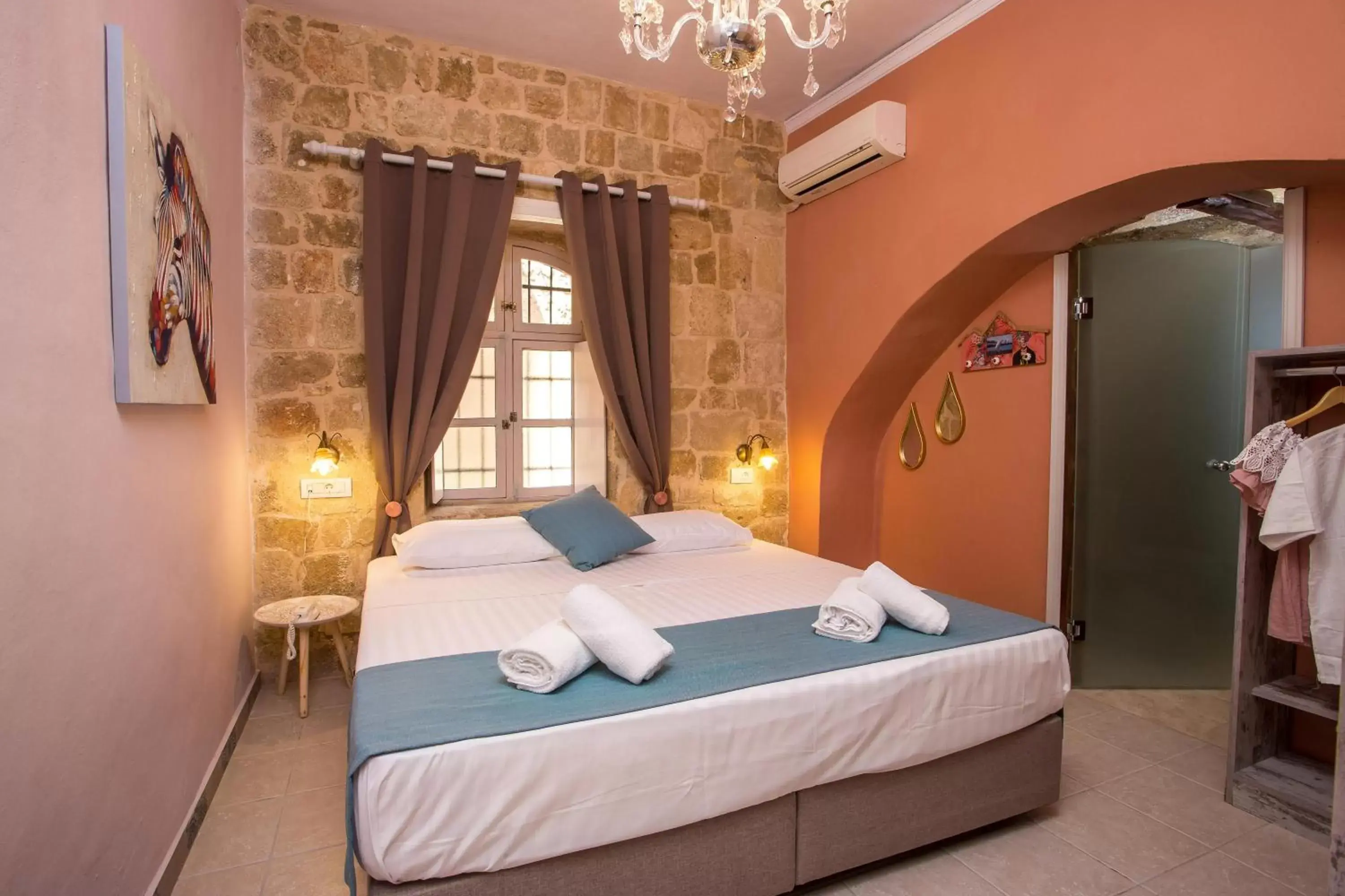 Double Room in Attiki Hotel Double Room in Attiki Hotel